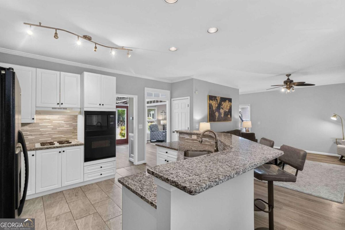 2456 Arcadia Drive Nw Property Photo 15