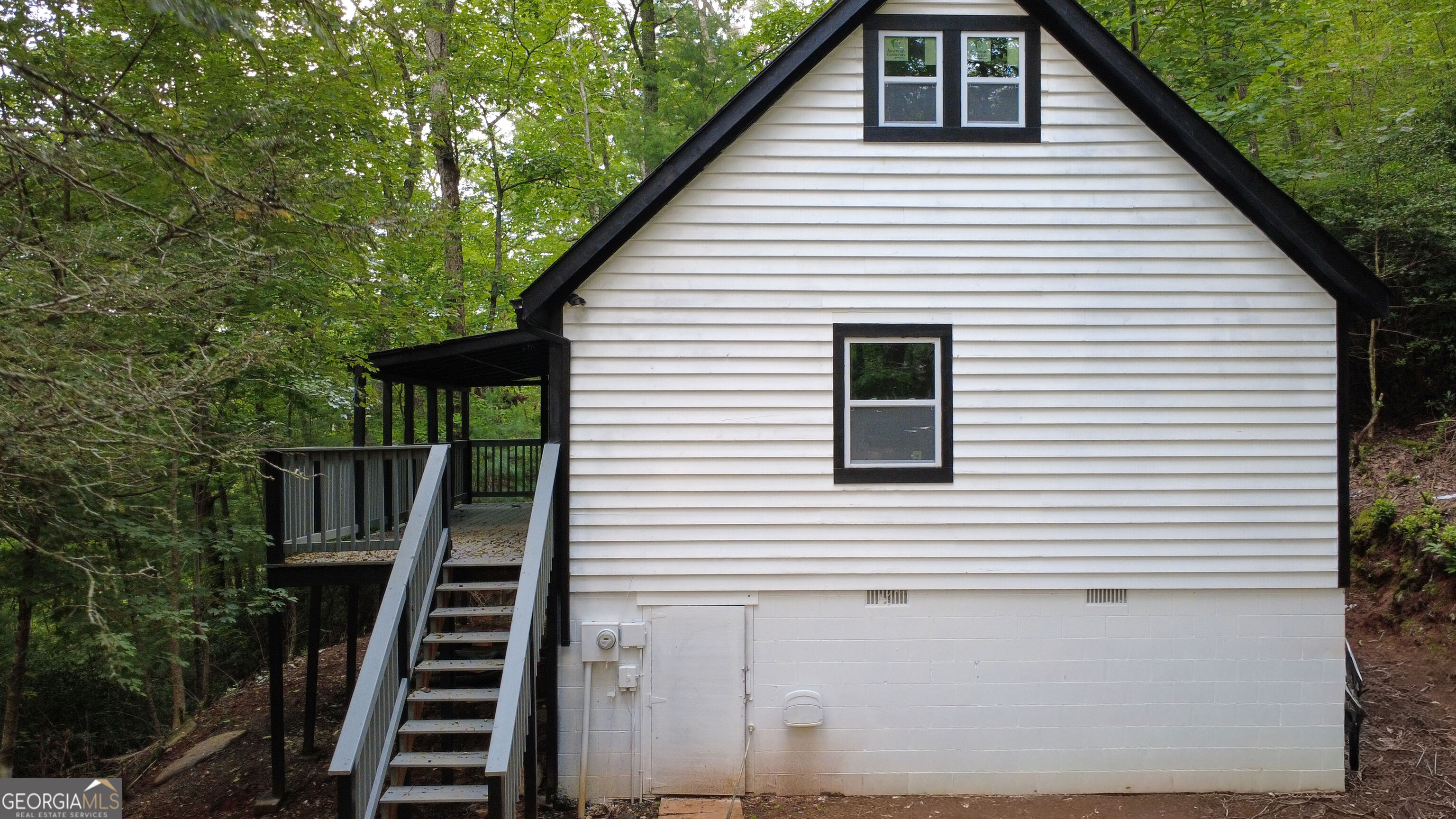 209 Ashley Lane Property Photo 7