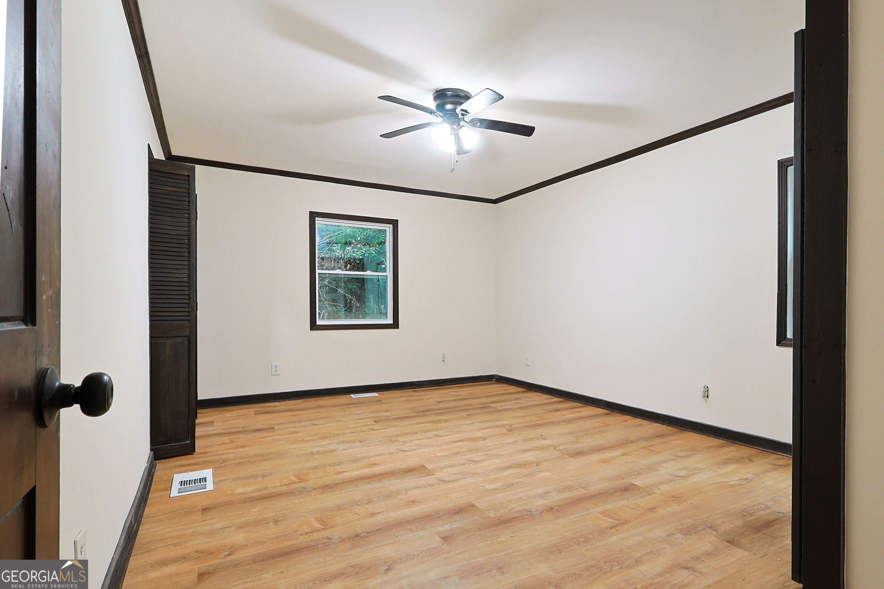 209 Ashley Lane Property Photo 16