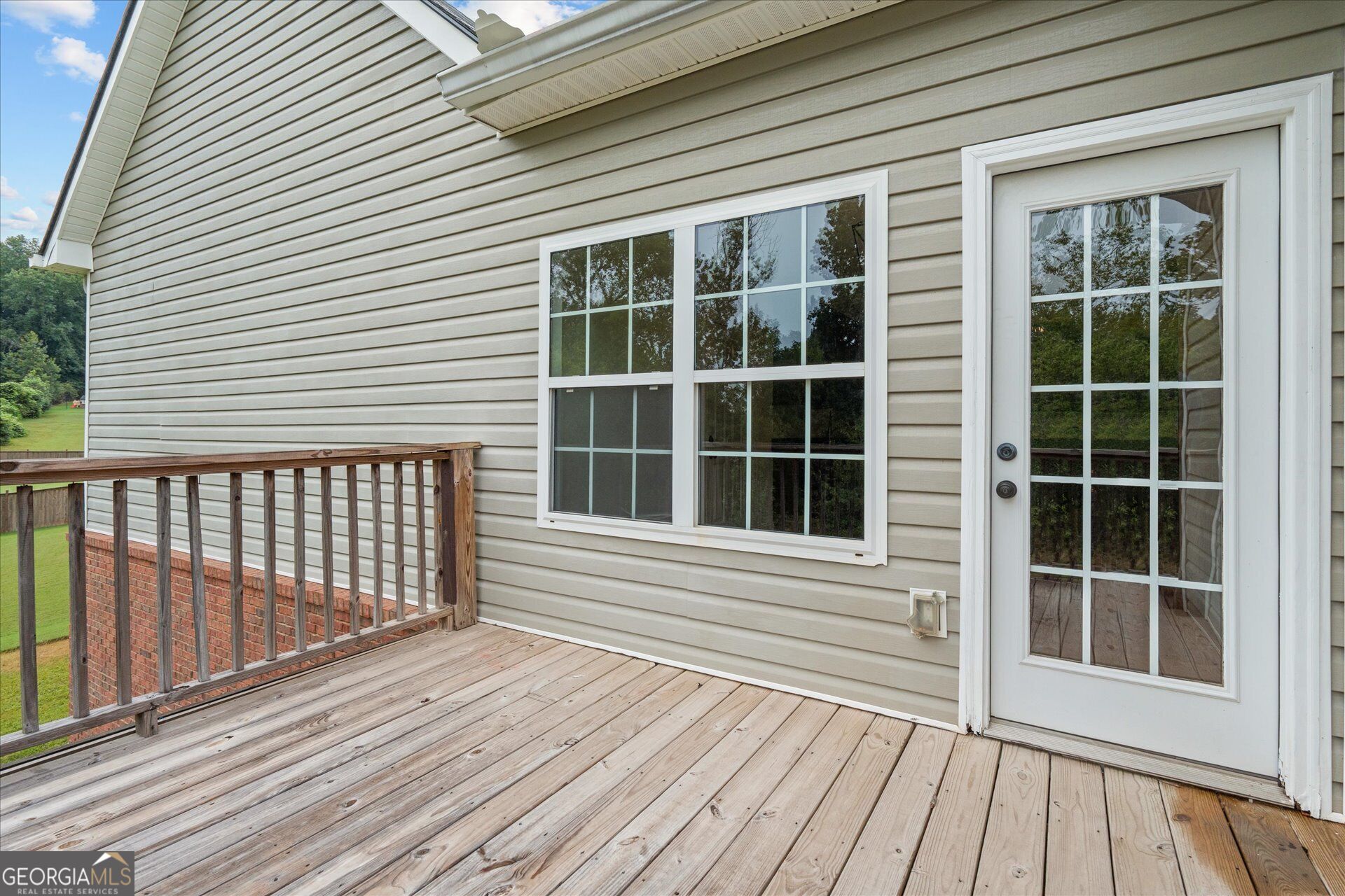 120 Camilla Drive Property Photo 18