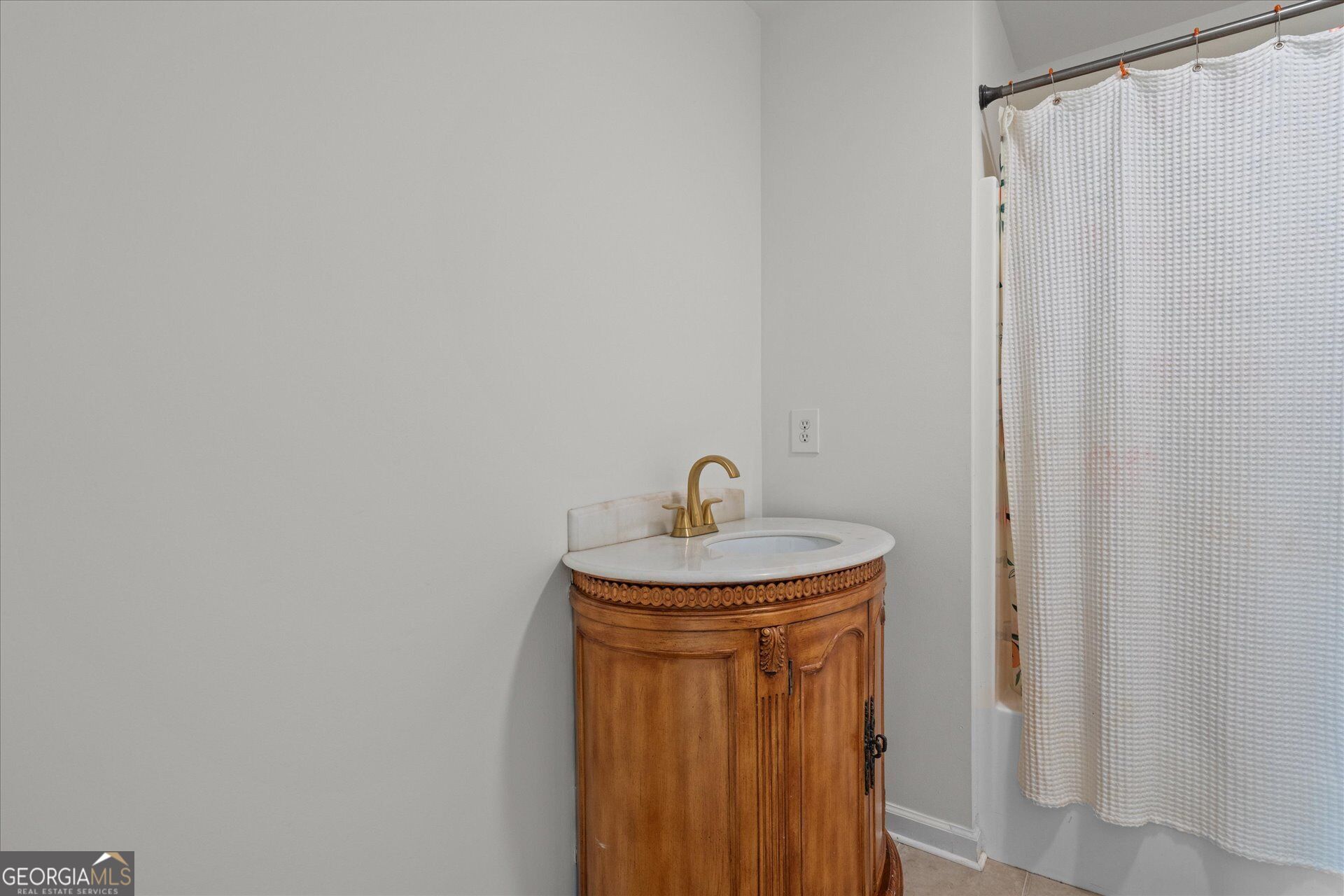 120 Camilla Drive Property Photo 41