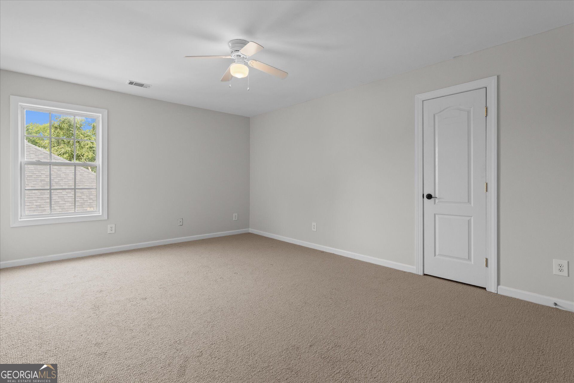 120 Camilla Drive Property Photo 43