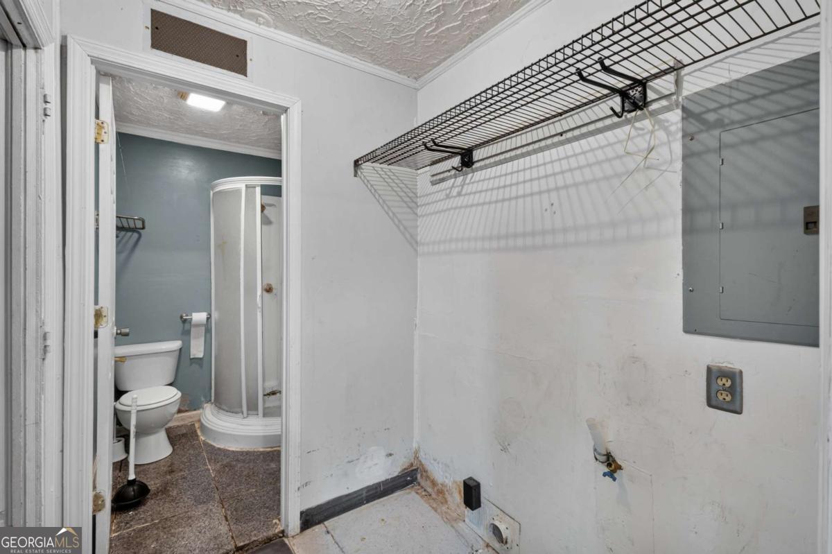 2321 Pine Circle Drive Property Photo 15