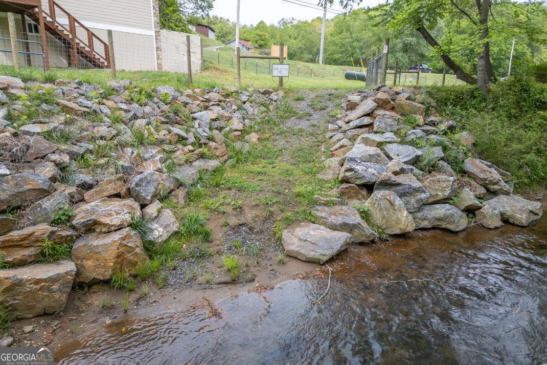 4494 Gainesville Highway Property Photo 21