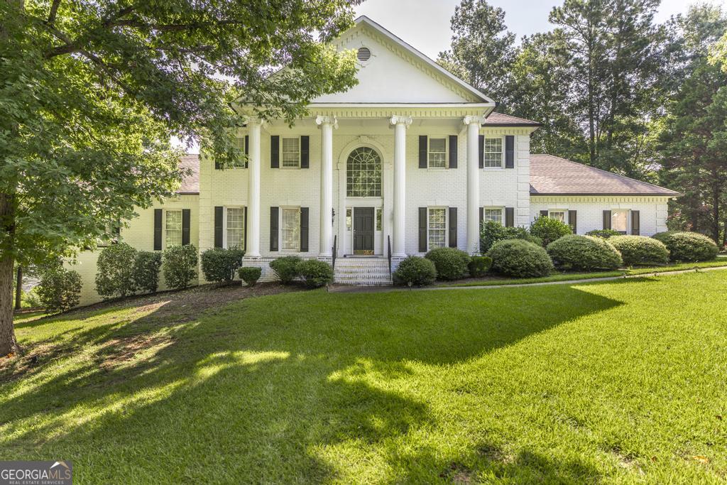 123 Saddle Run Court Property Photo 1