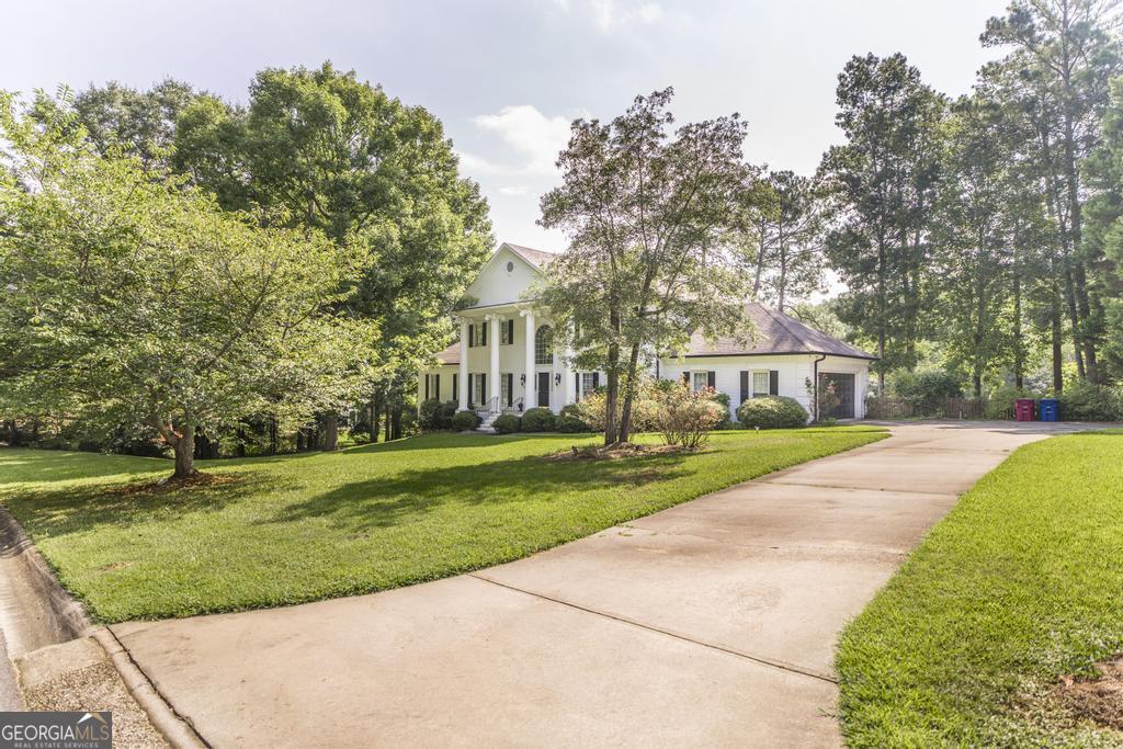 123 Saddle Run Court Property Photo 2