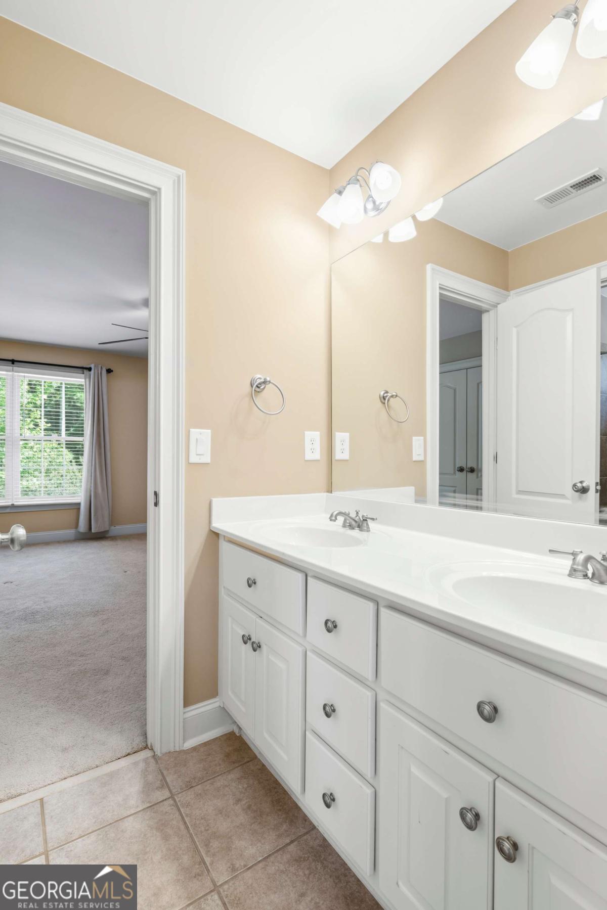 1608 Mason Court Property Photo 44