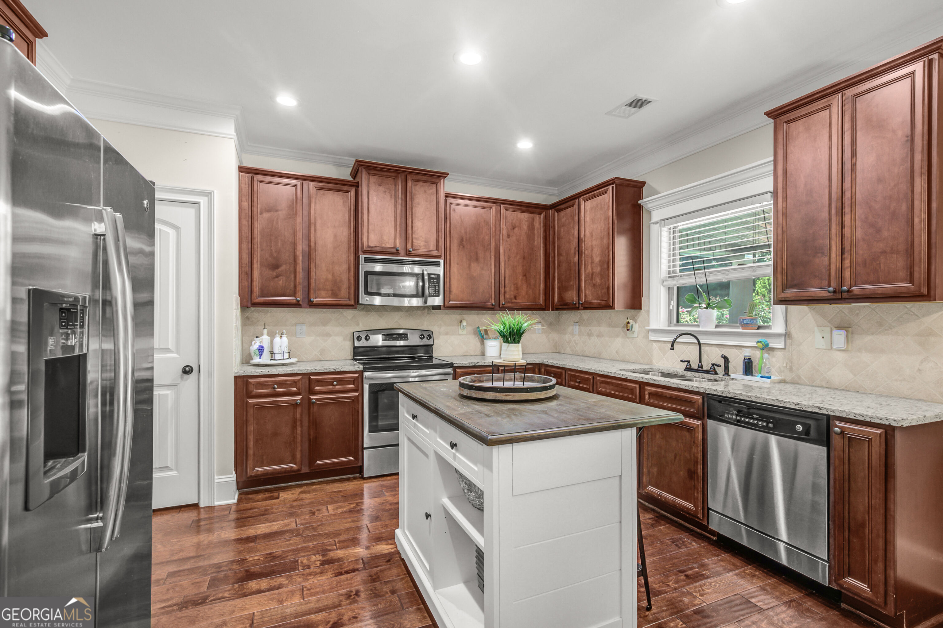 230 Scenic Hills Drive Property Photo 18