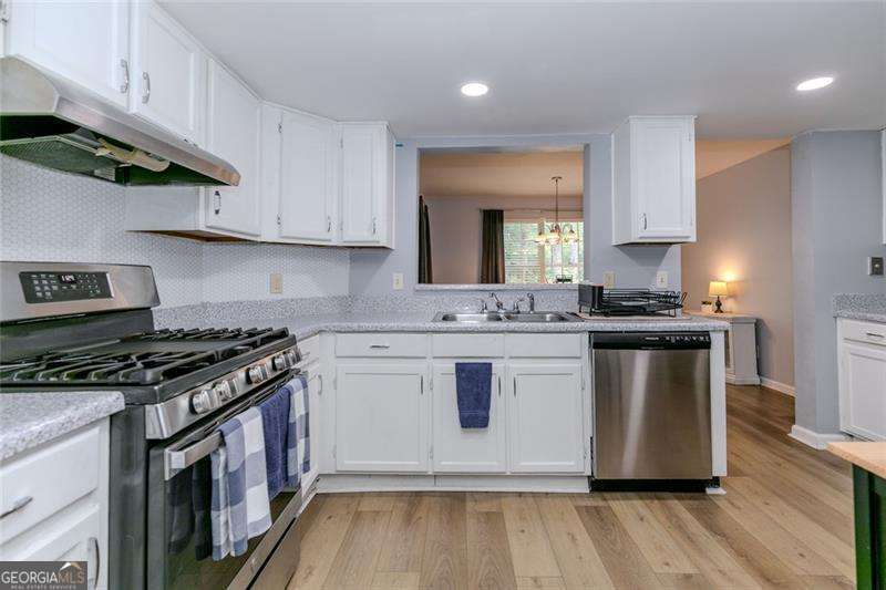 3058 Westwood Way Property Photo 14