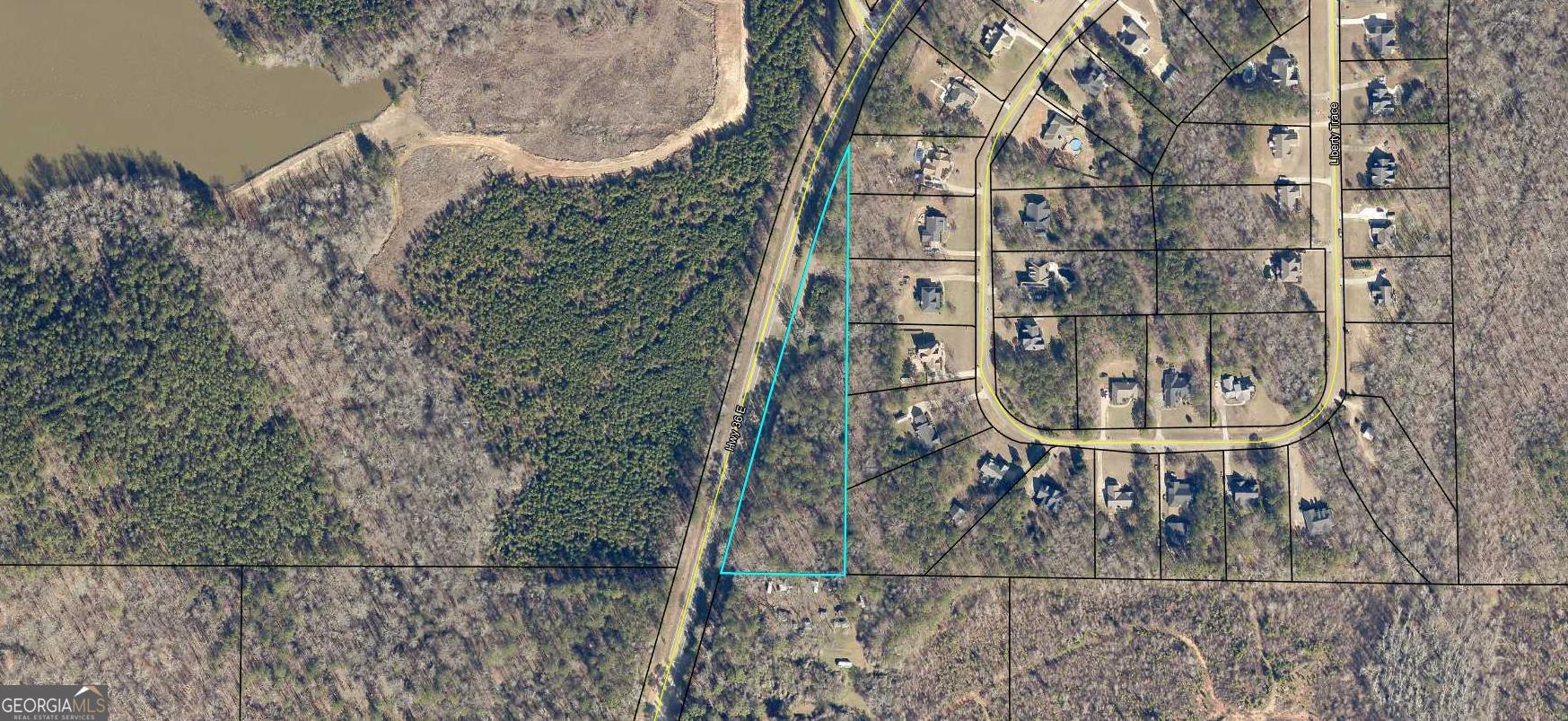 1557 Highway 36 E Property Photo 1