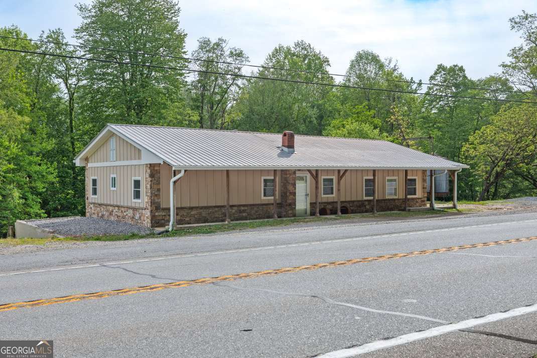 4494 Gainesville Highway Property Photo 1