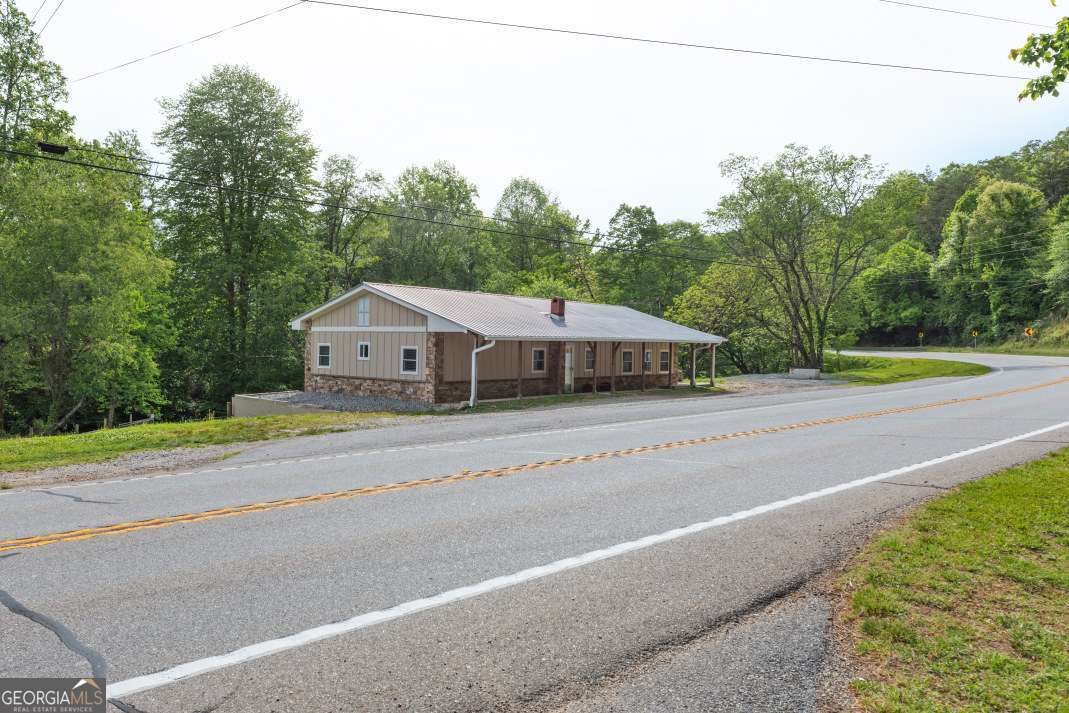 4494 Gainesville Highway Property Photo 23