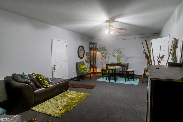 109 Laketrail Drive Property Photo 12
