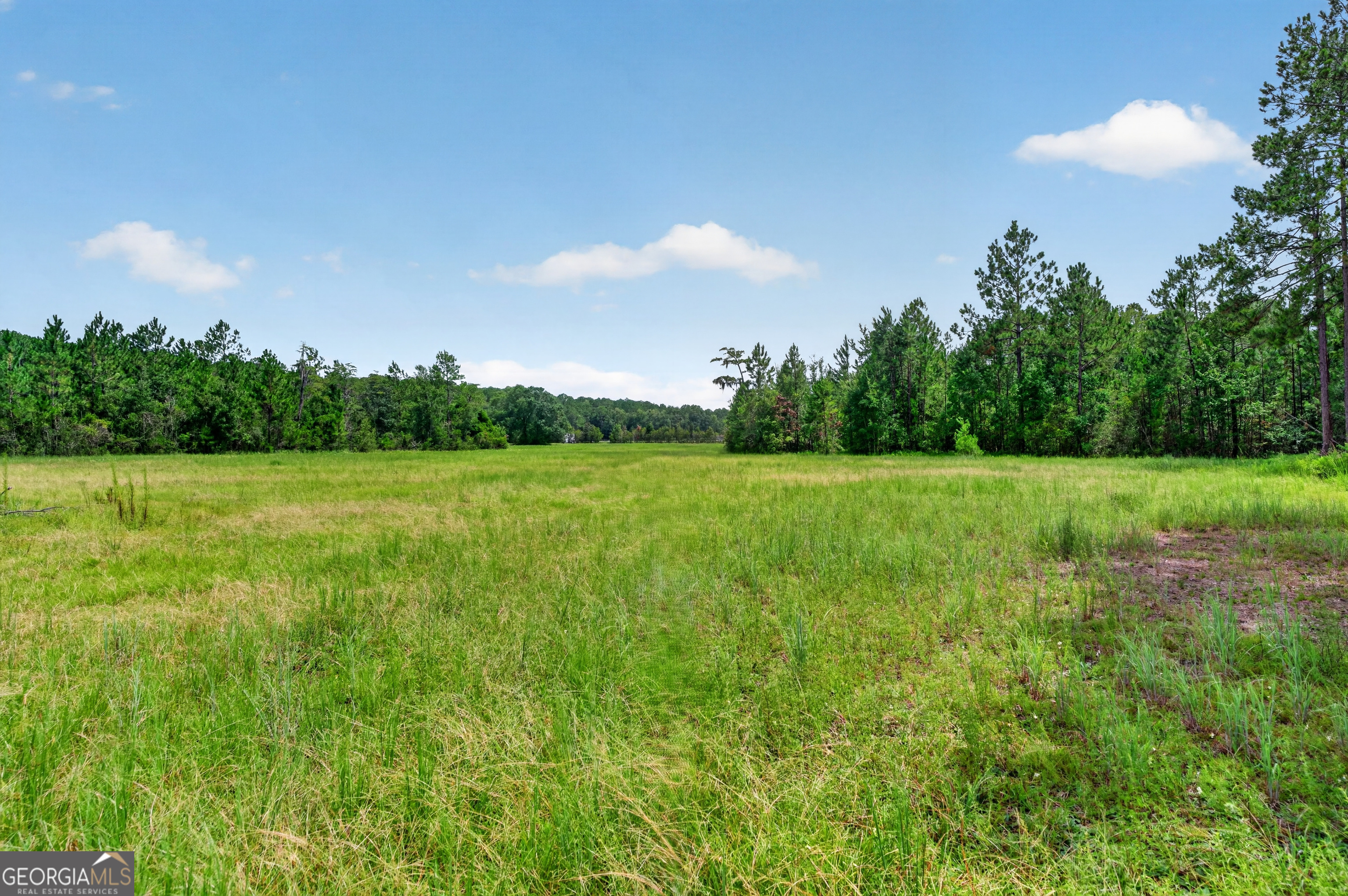 5486 Bowen Road Property Photo 49