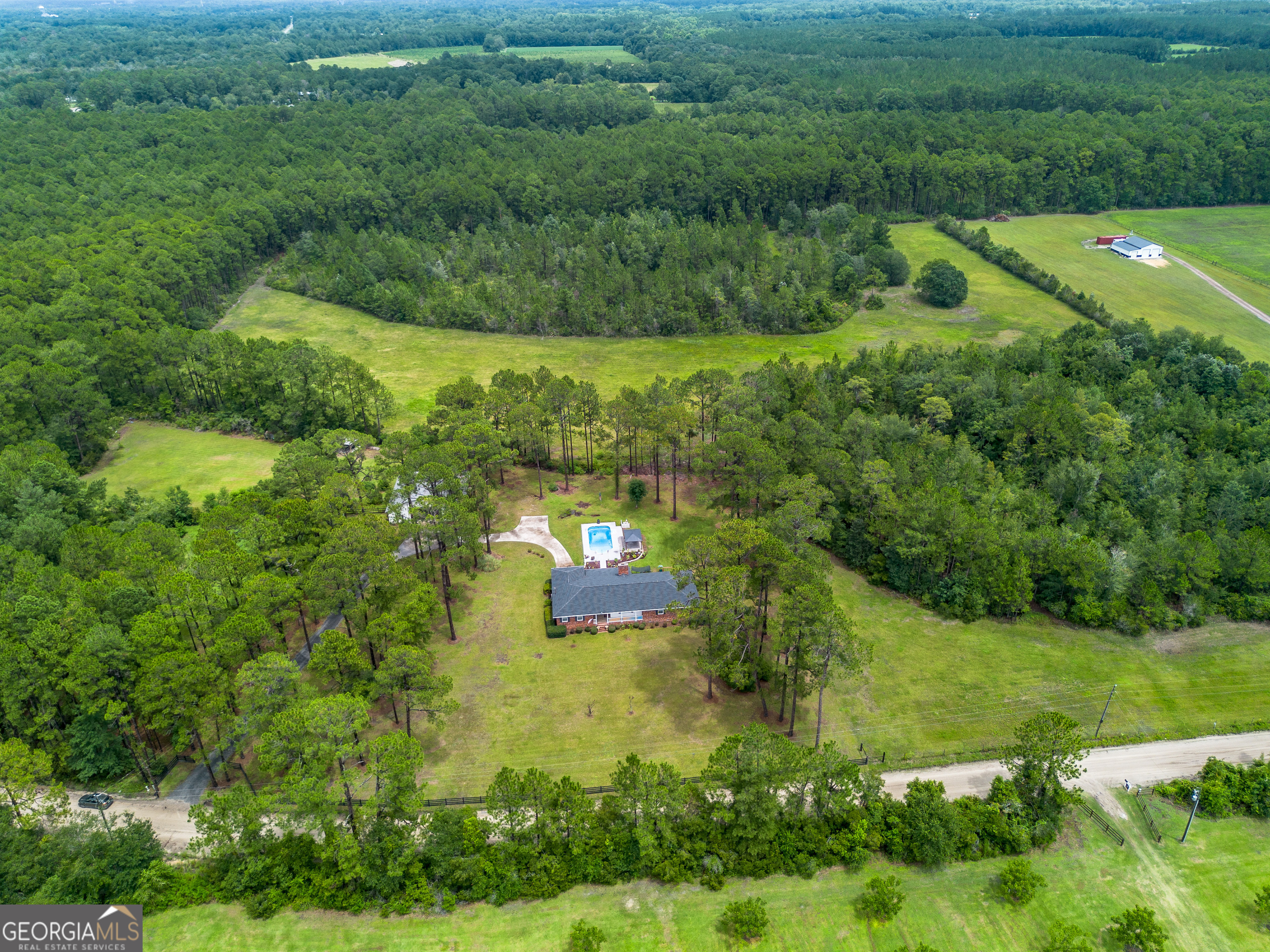 5486 Bowen Road Property Photo 50