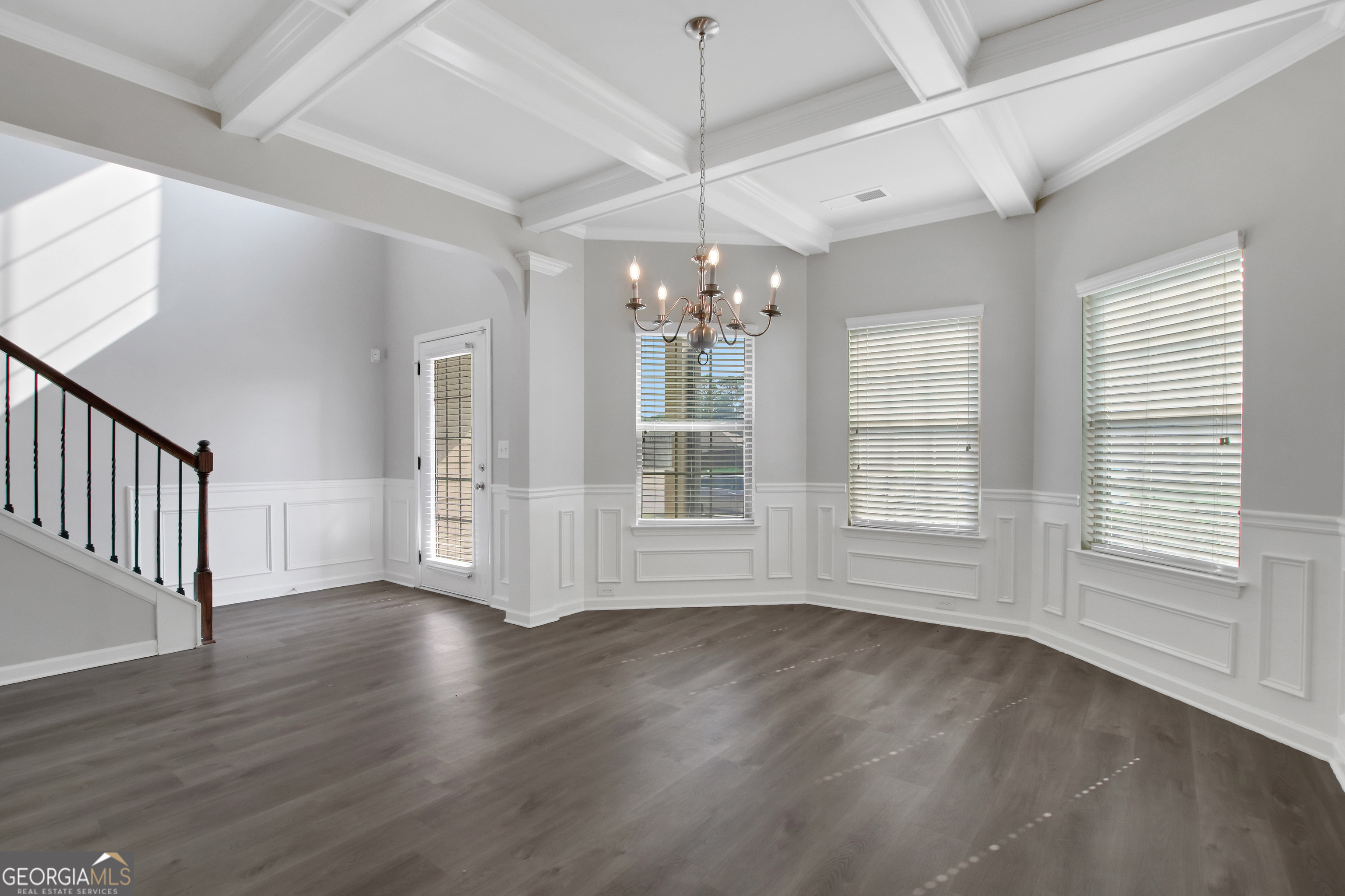 6740 Oak Hill Place Property Photo 17