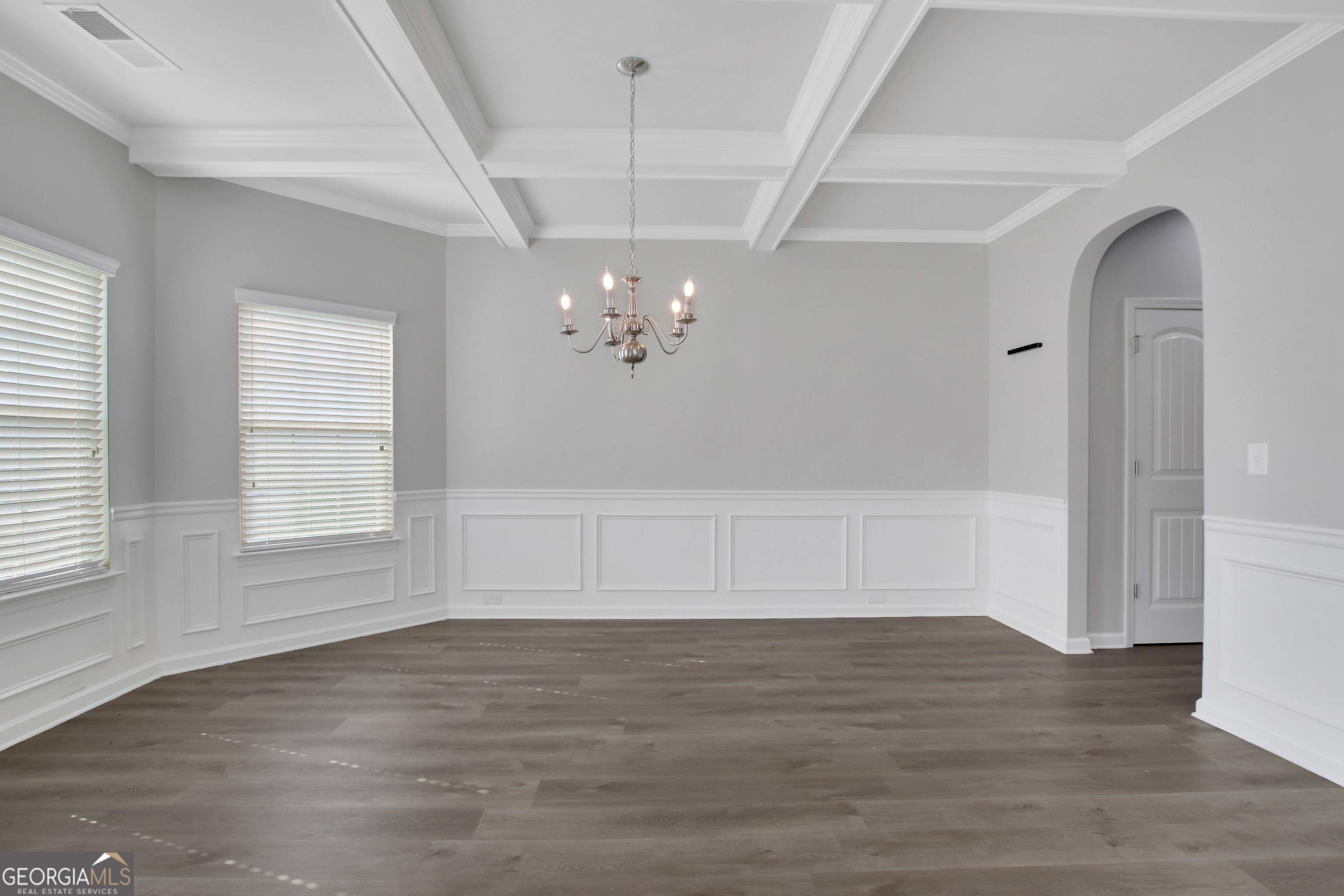 6740 Oak Hill Place Property Photo 18