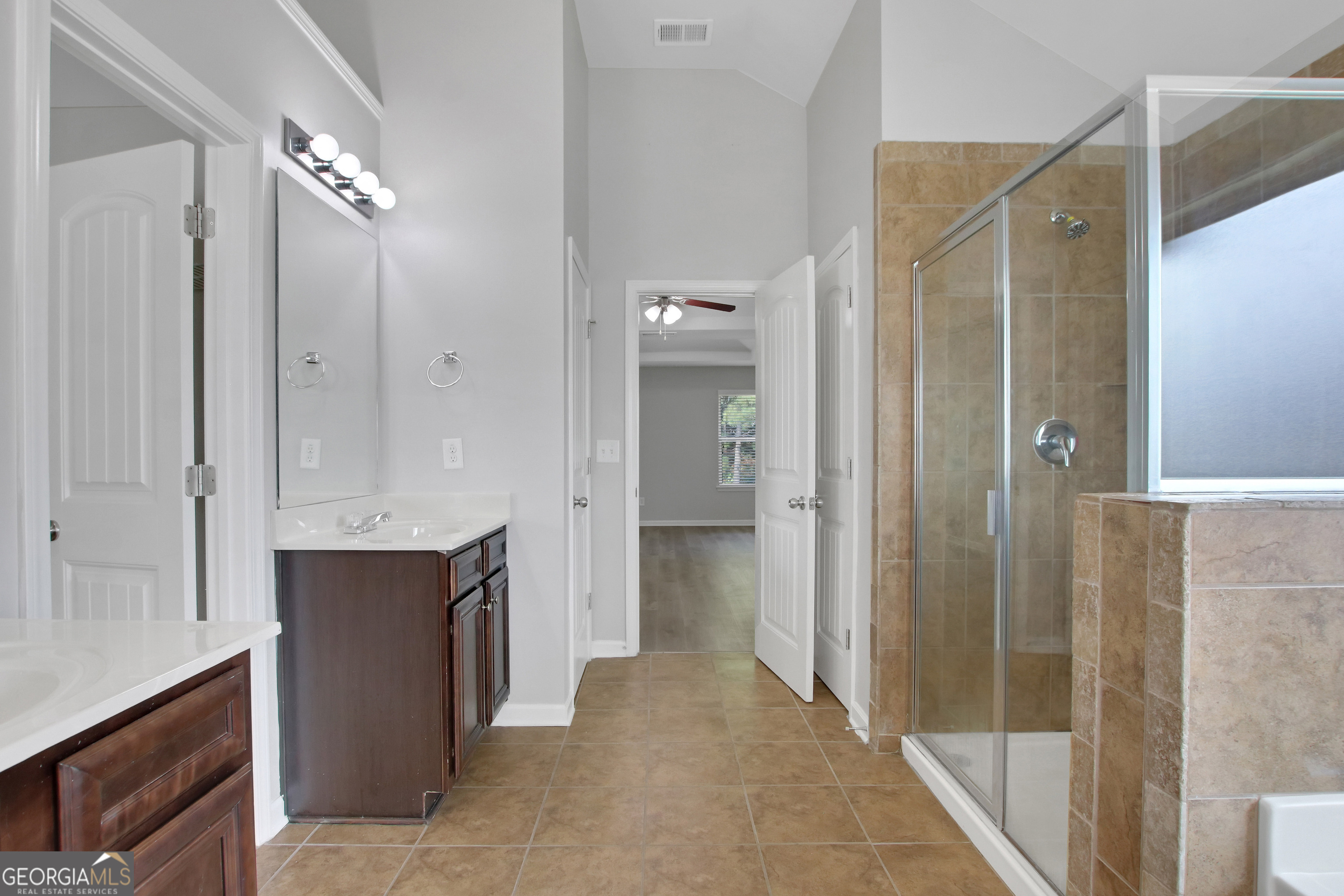 6740 Oak Hill Place Property Photo 32