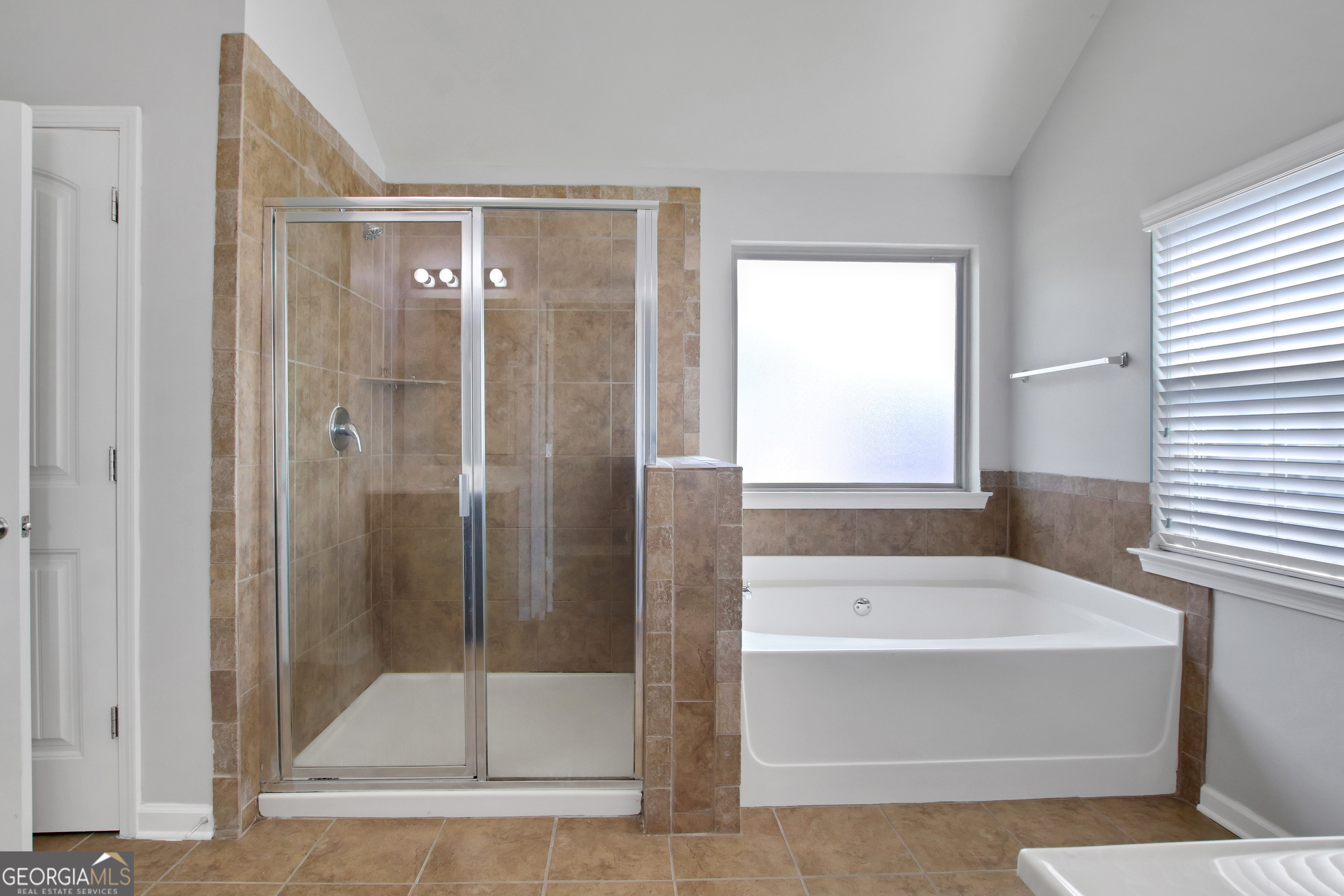 6740 Oak Hill Place Property Photo 34