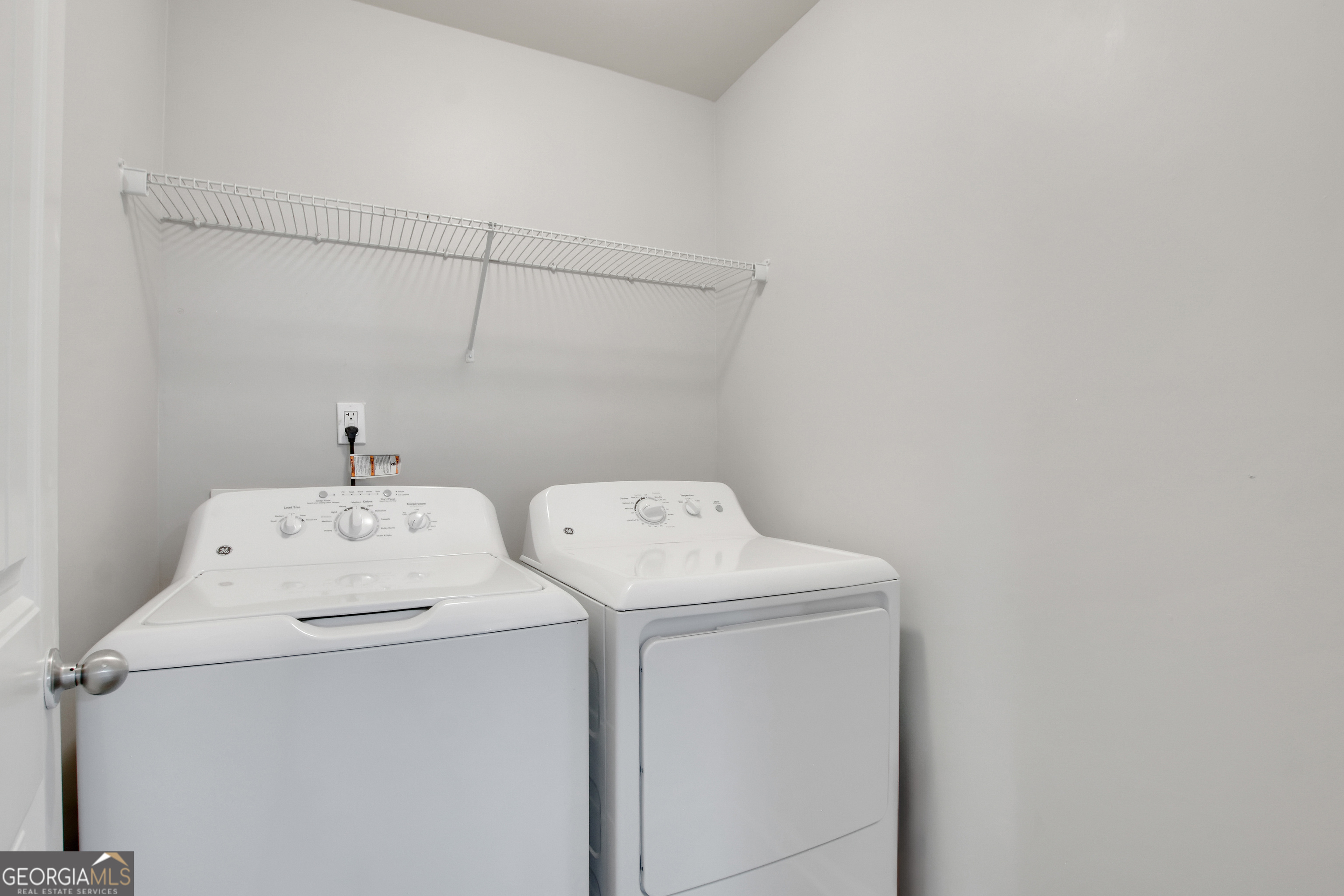 6740 Oak Hill Place Property Photo 41