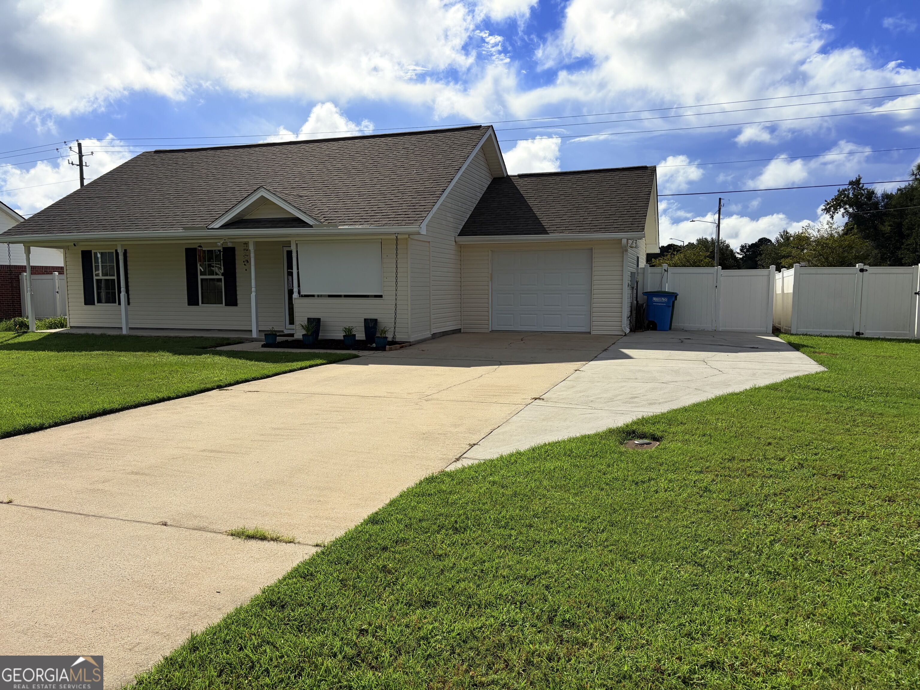 111 Reese Way Property Photo 1