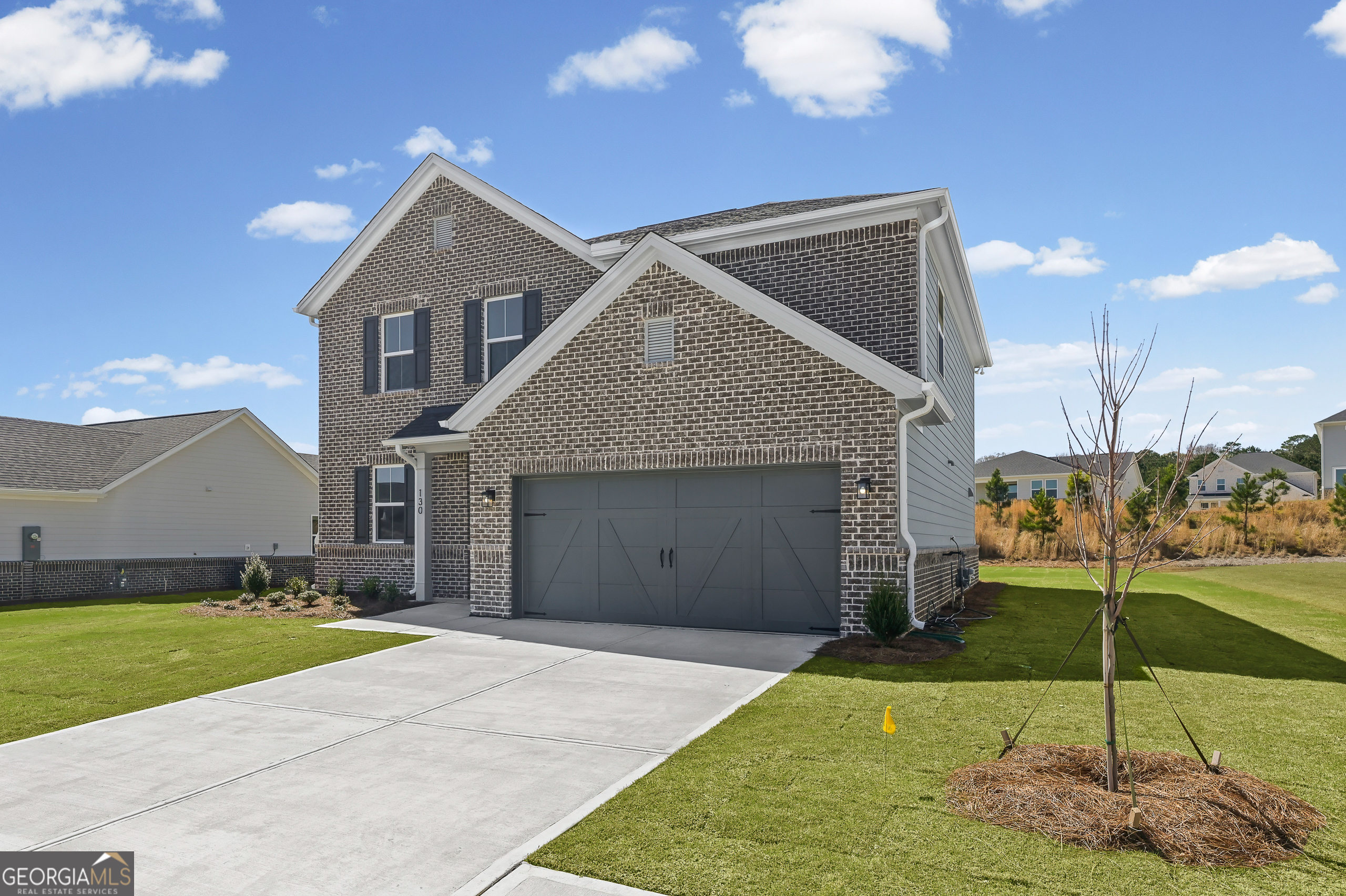 130 Kenney Way Property Photo 3