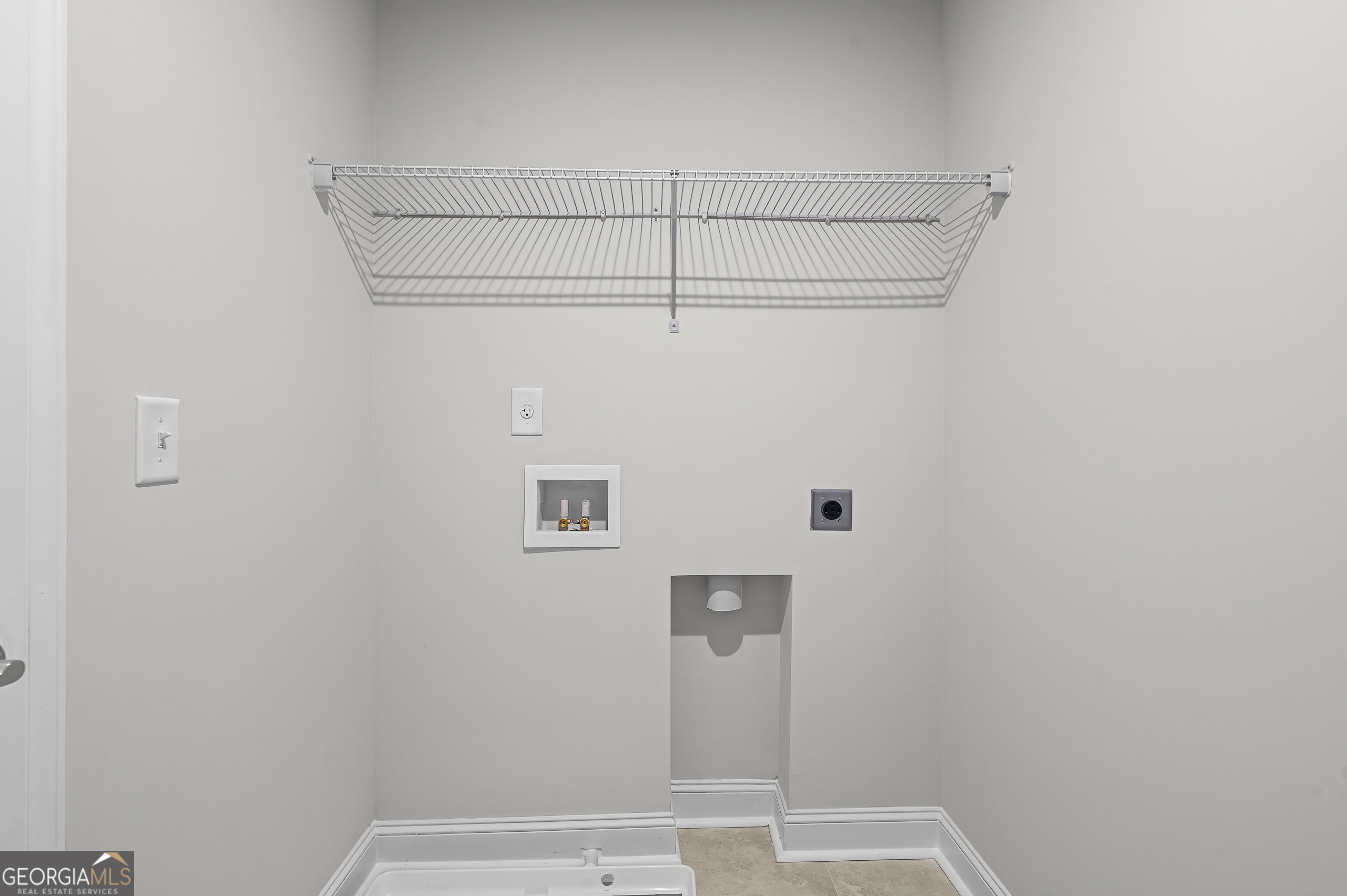 130 Kenney Way Property Photo 19