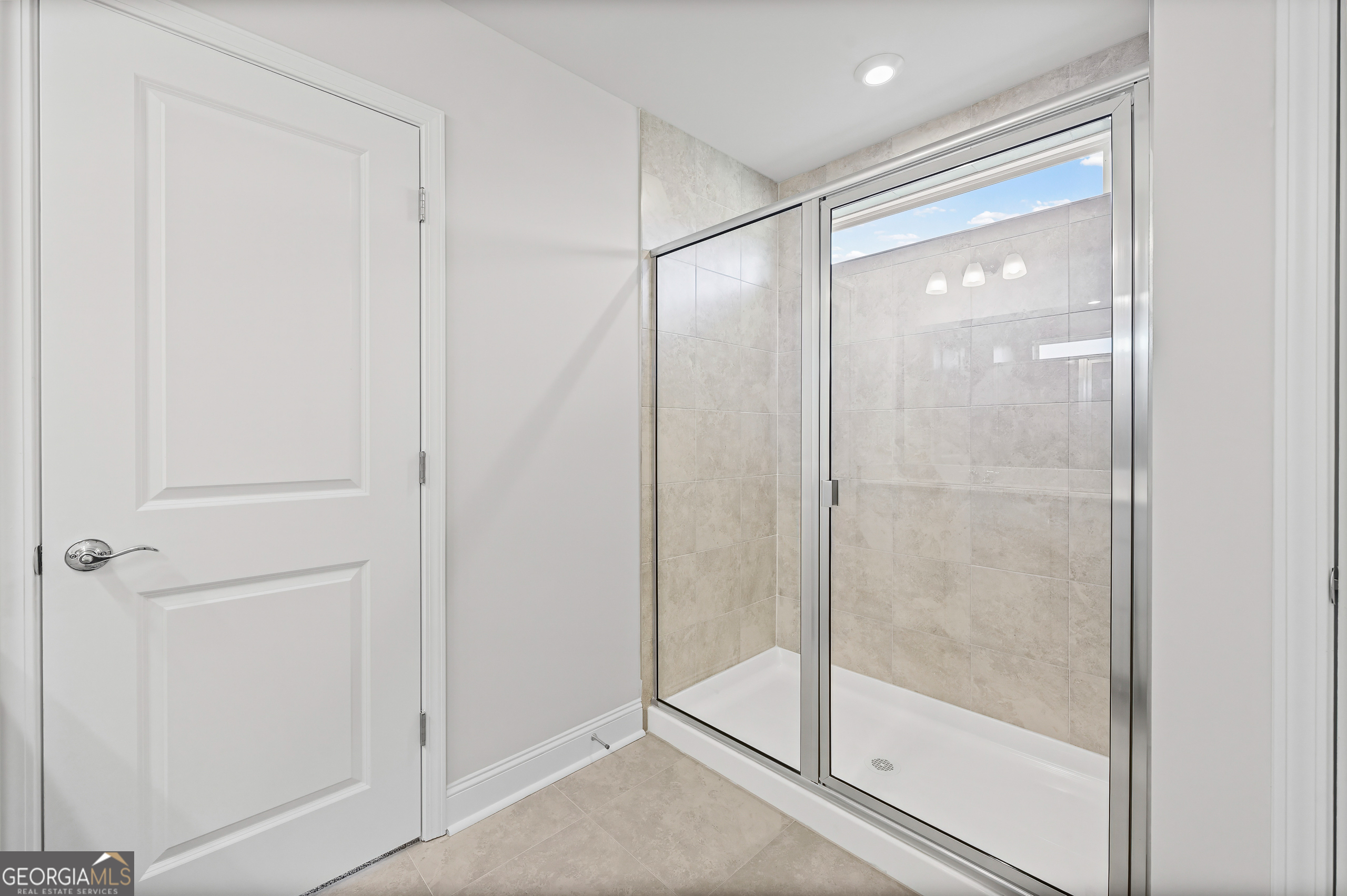 130 Kenney Way Property Photo 25