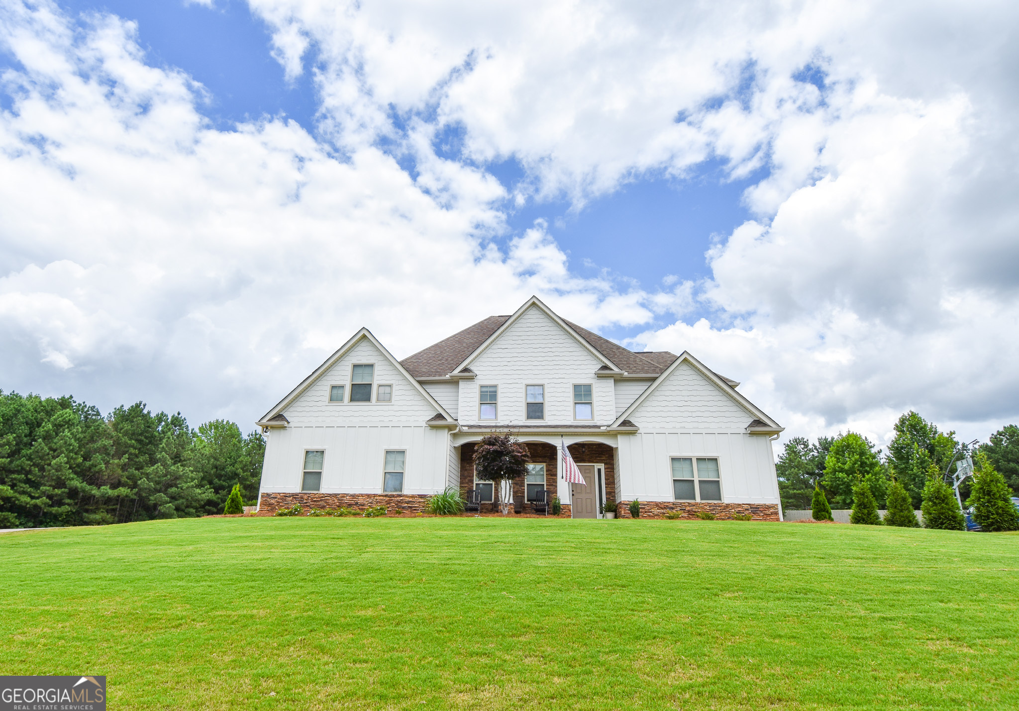 383 Walden Pond Way Property Photo 4