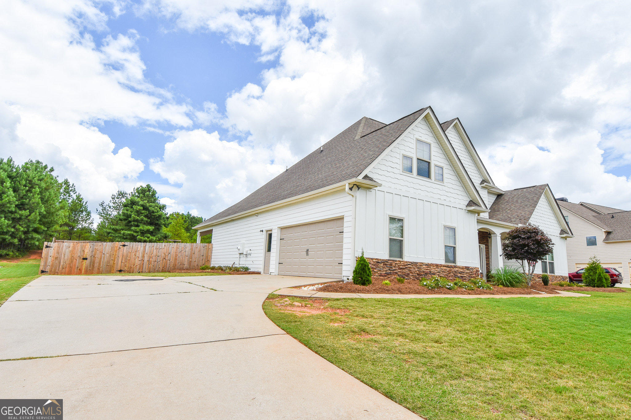 383 Walden Pond Way Property Photo 7