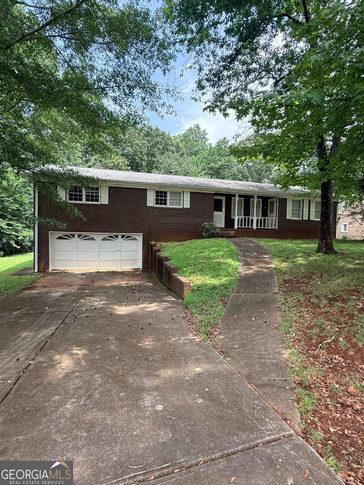3827 Sherwood Drive Property Photo 1