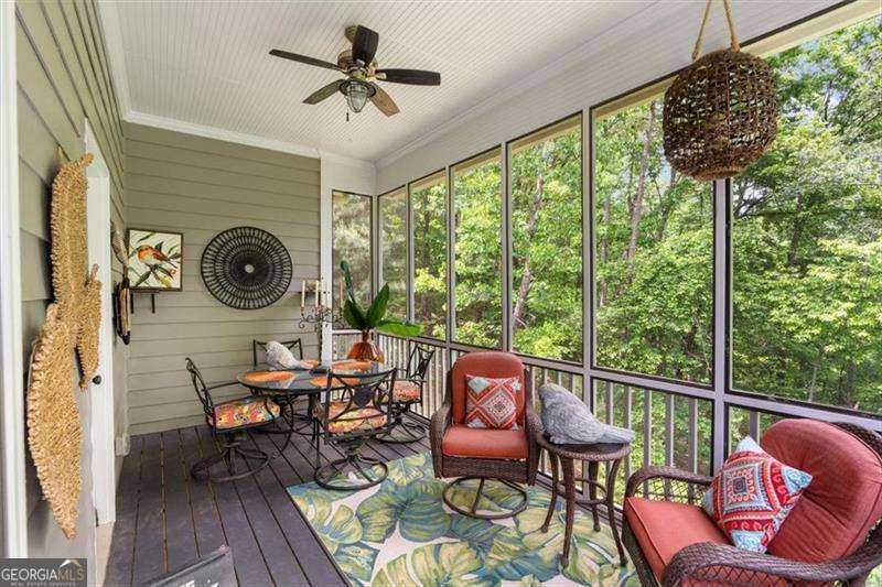 12 Somerset Lane Property Photo 16