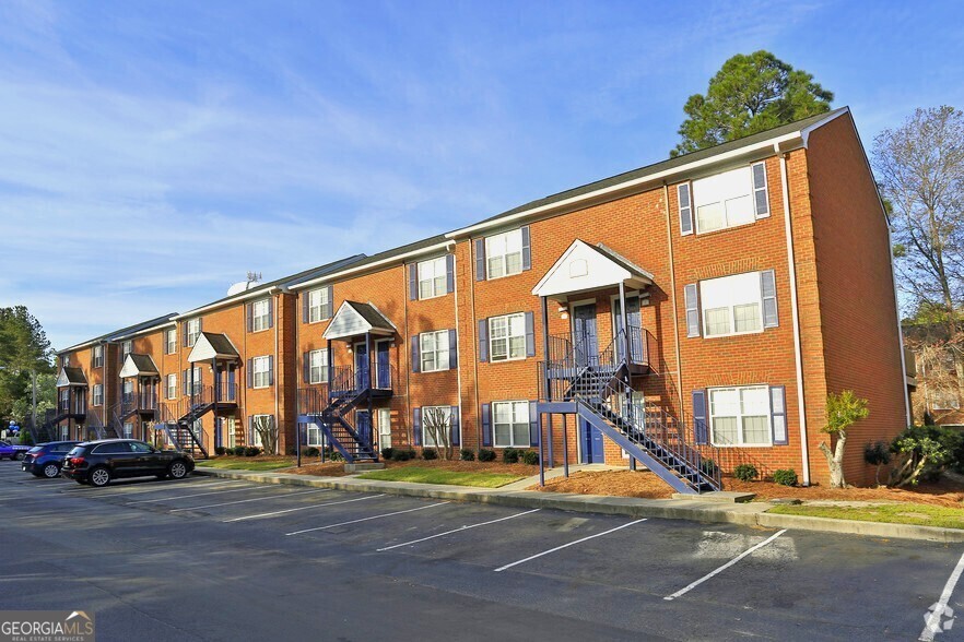 1822 Chandler Road Apt 73 Property Photo 1