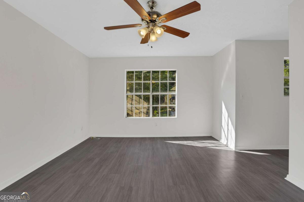 6308 E Windsor Lane Property Photo 19