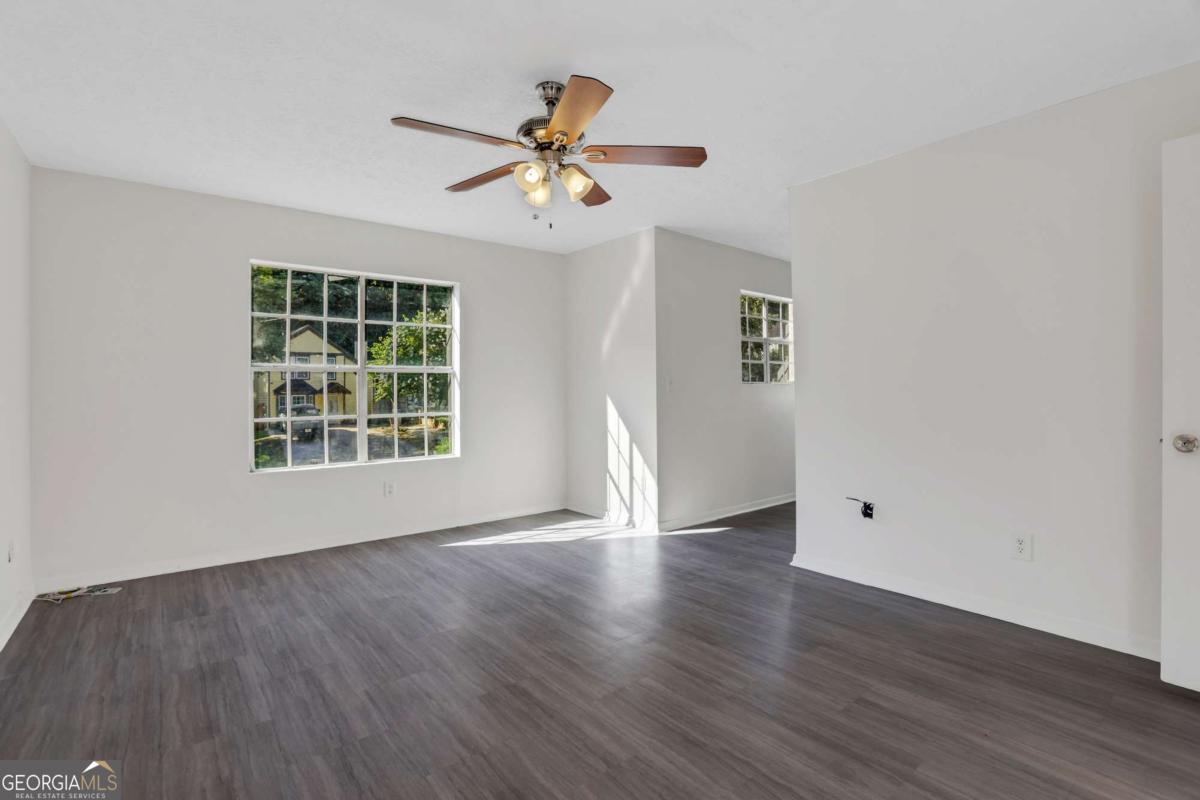 6308 E Windsor Lane Property Photo 20
