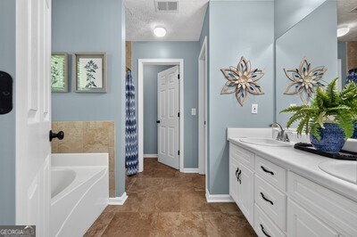 501 Ansley Forest Drive Property Photo 26