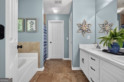 501 Ansley Forest Drive Property Photo 30