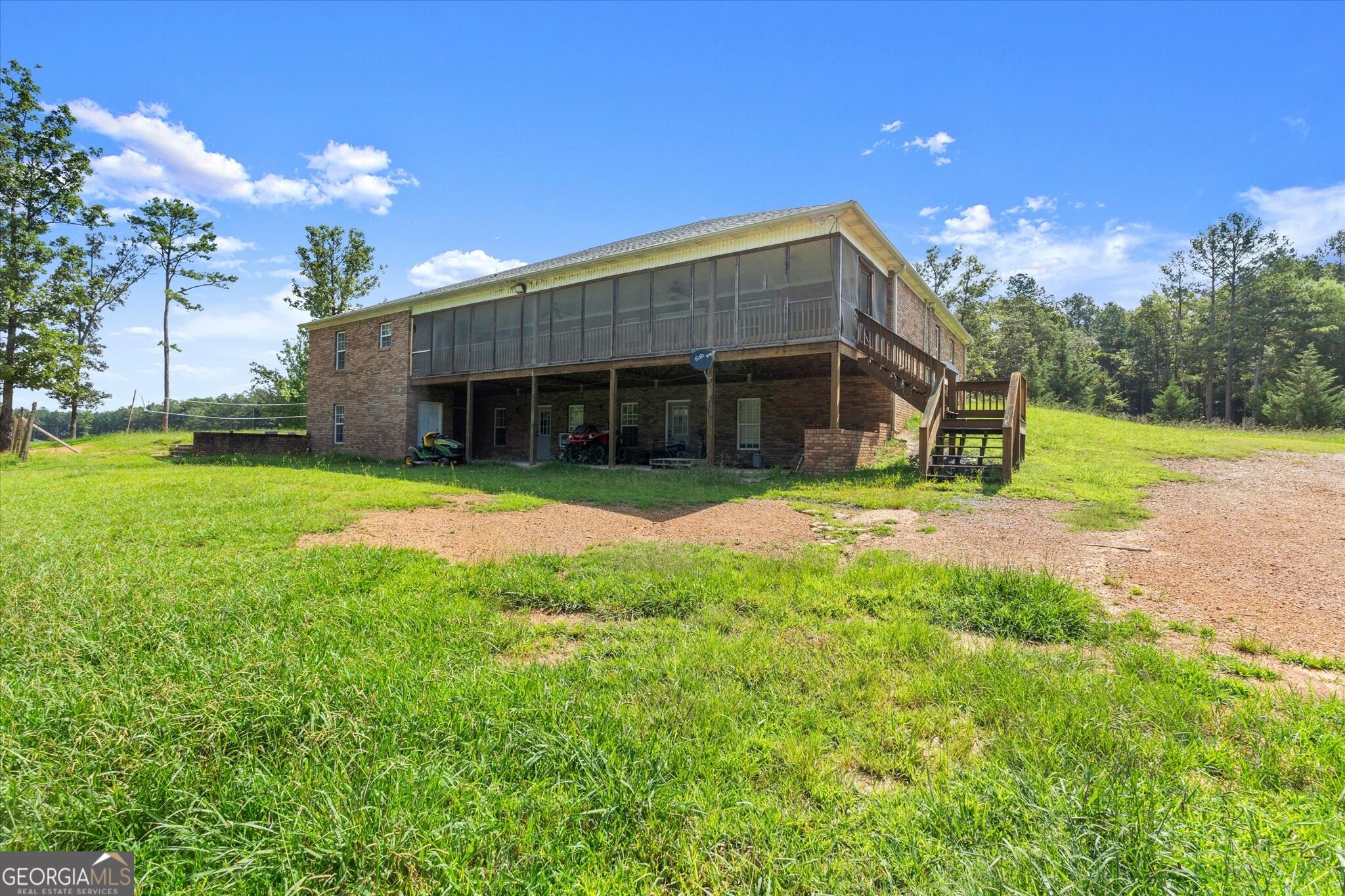 788 Nesbit Loop Ne Property Photo 15