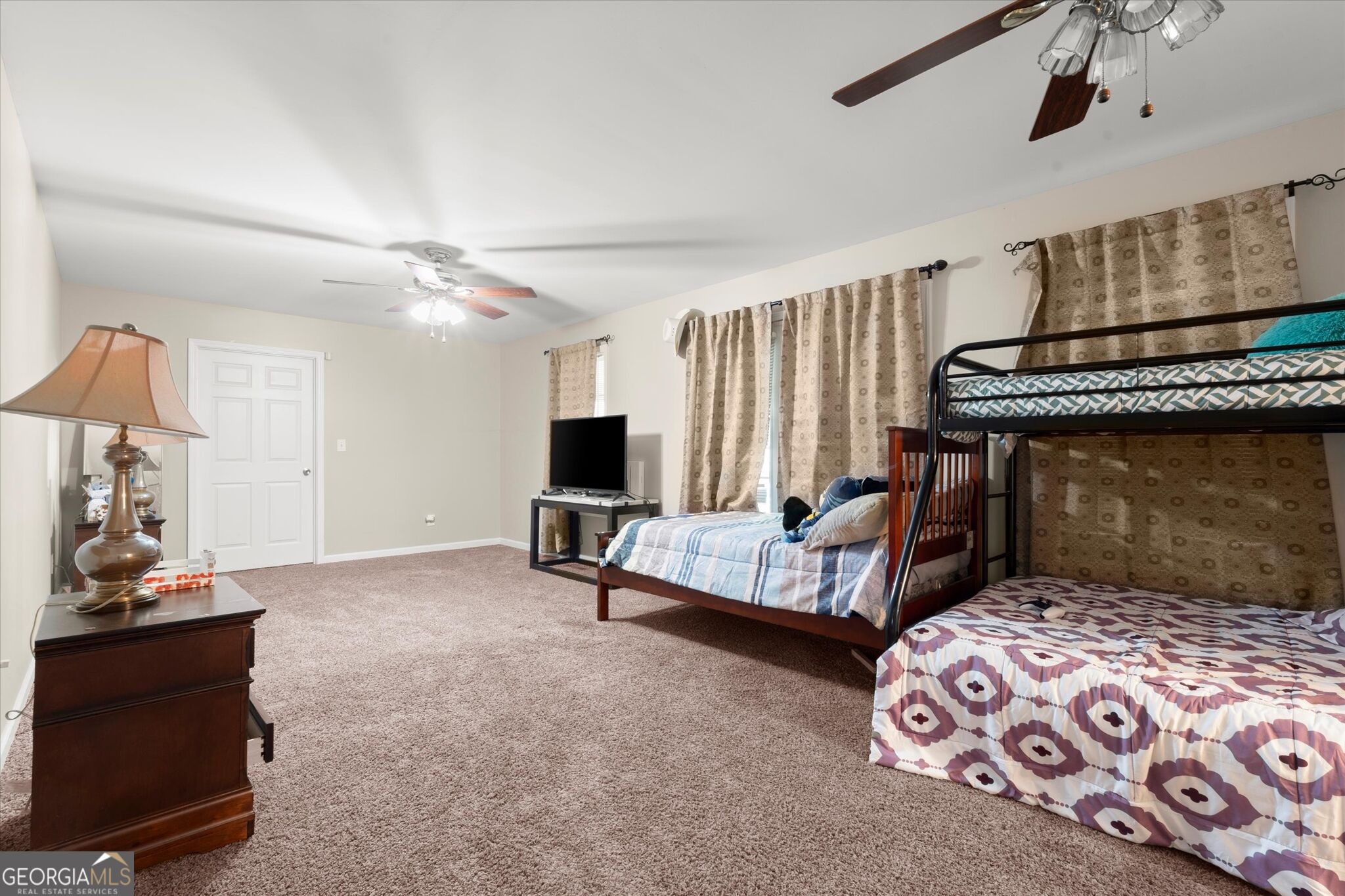 788 Nesbit Loop Ne Property Photo 40
