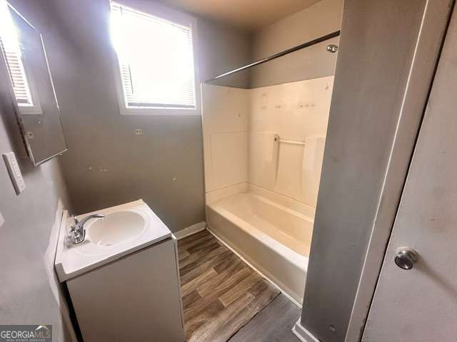 8 Poplar Street Property Photo 12