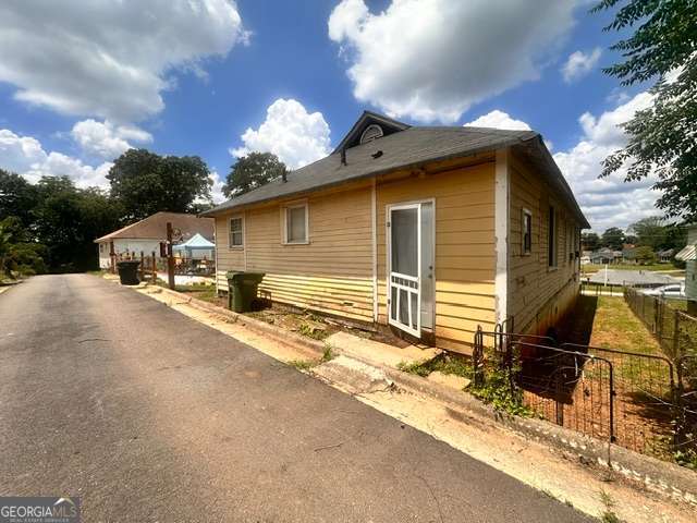 8 Poplar Street Property Photo 15