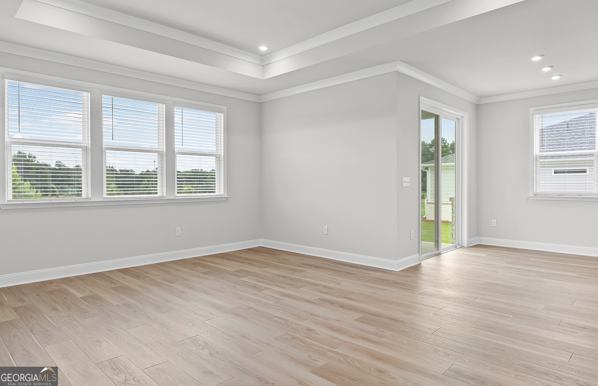 137 Kenney Way Property Photo 11