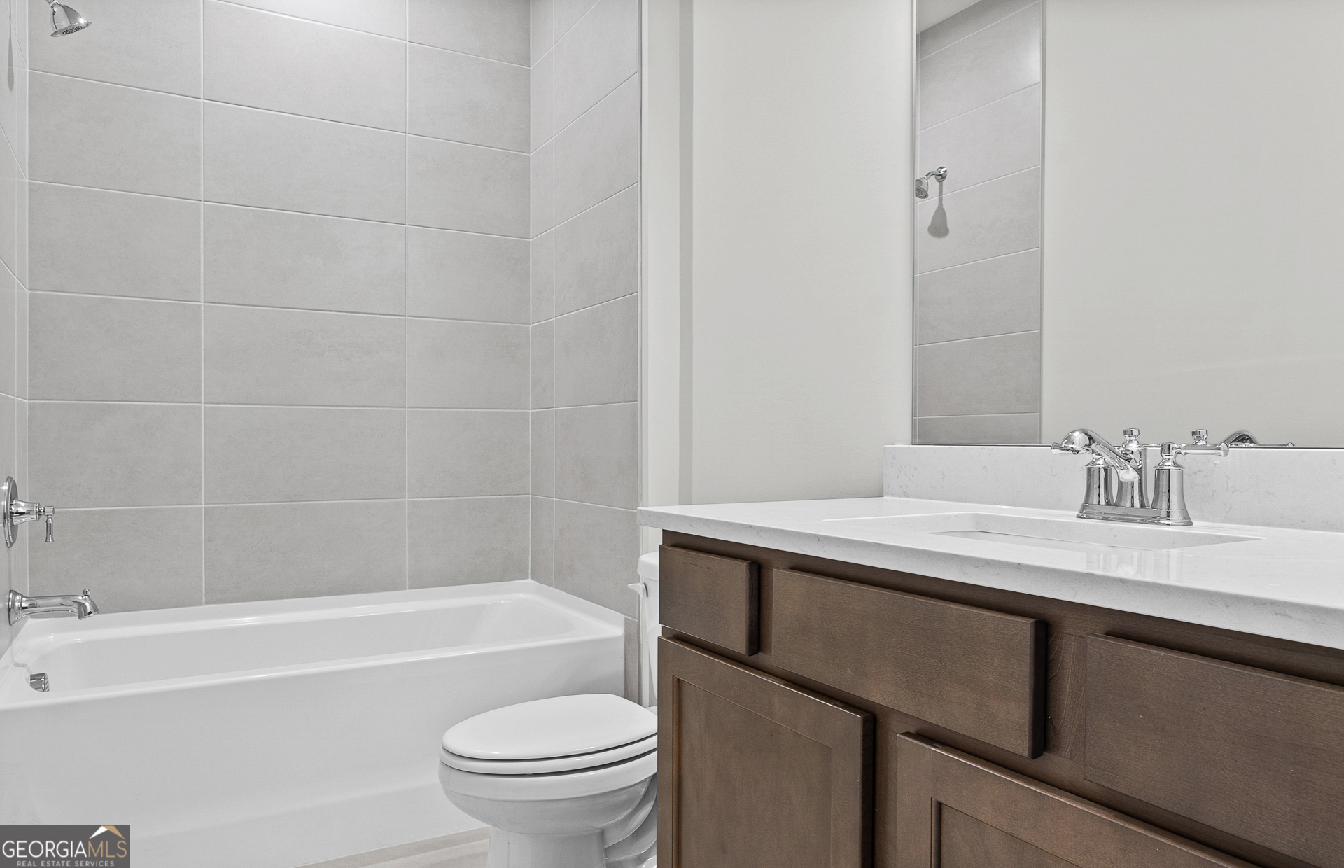 137 Kenney Way Property Photo 20