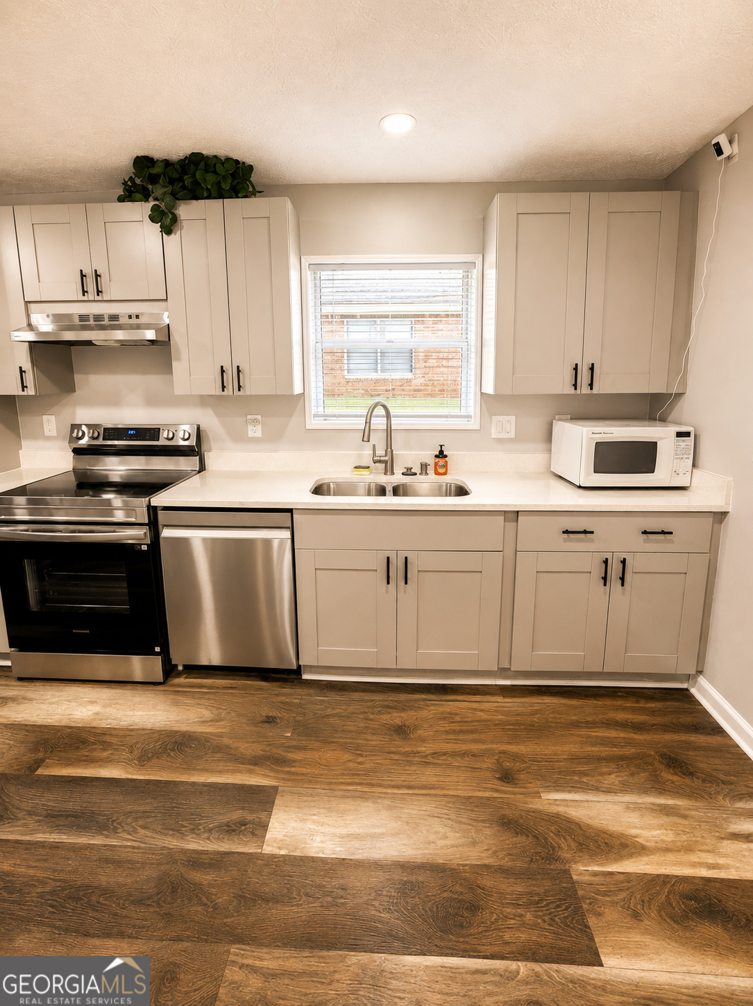 1116 Summer Brook Road Property Photo 10