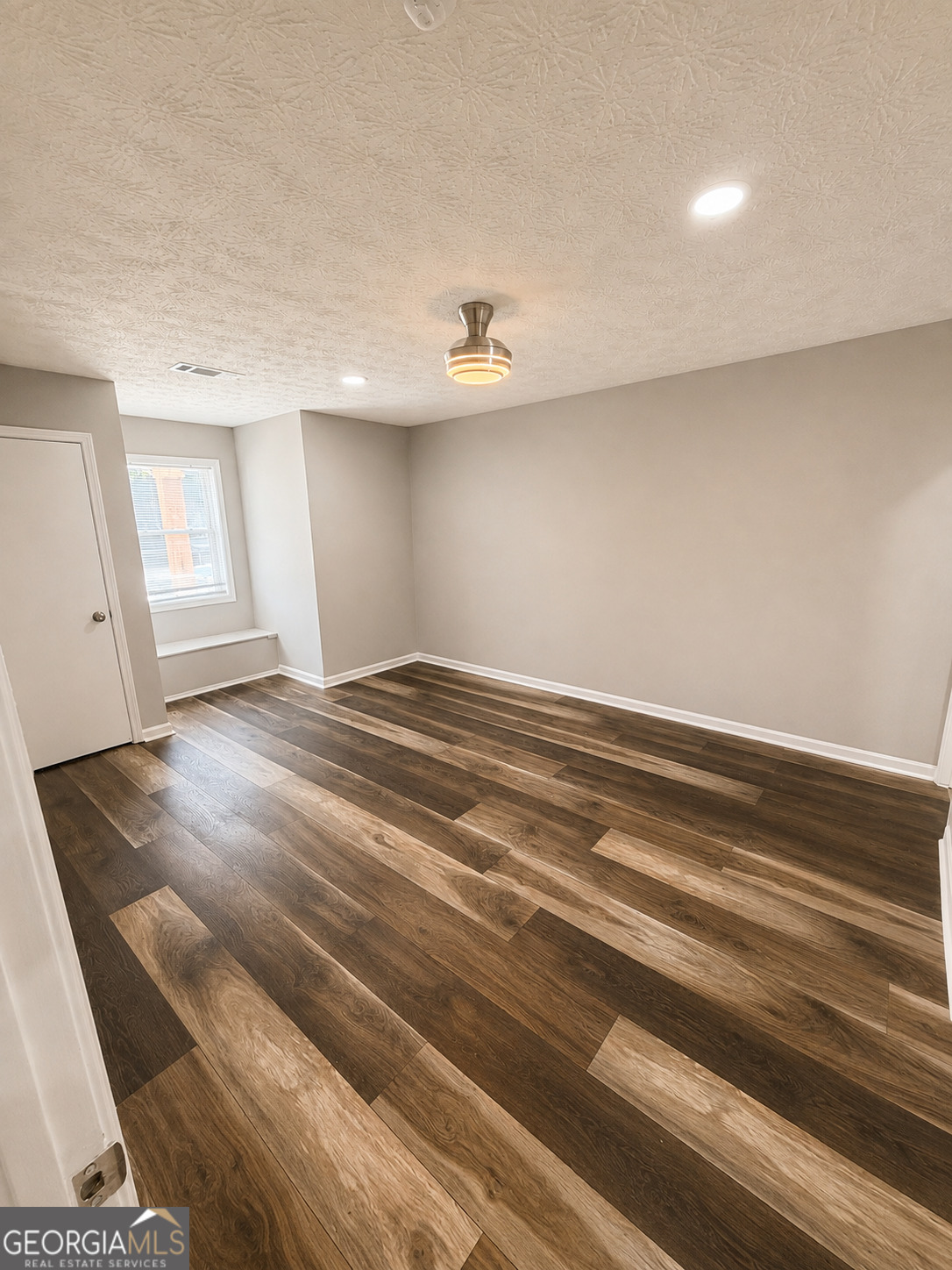 1116 Summer Brook Road Property Photo 12