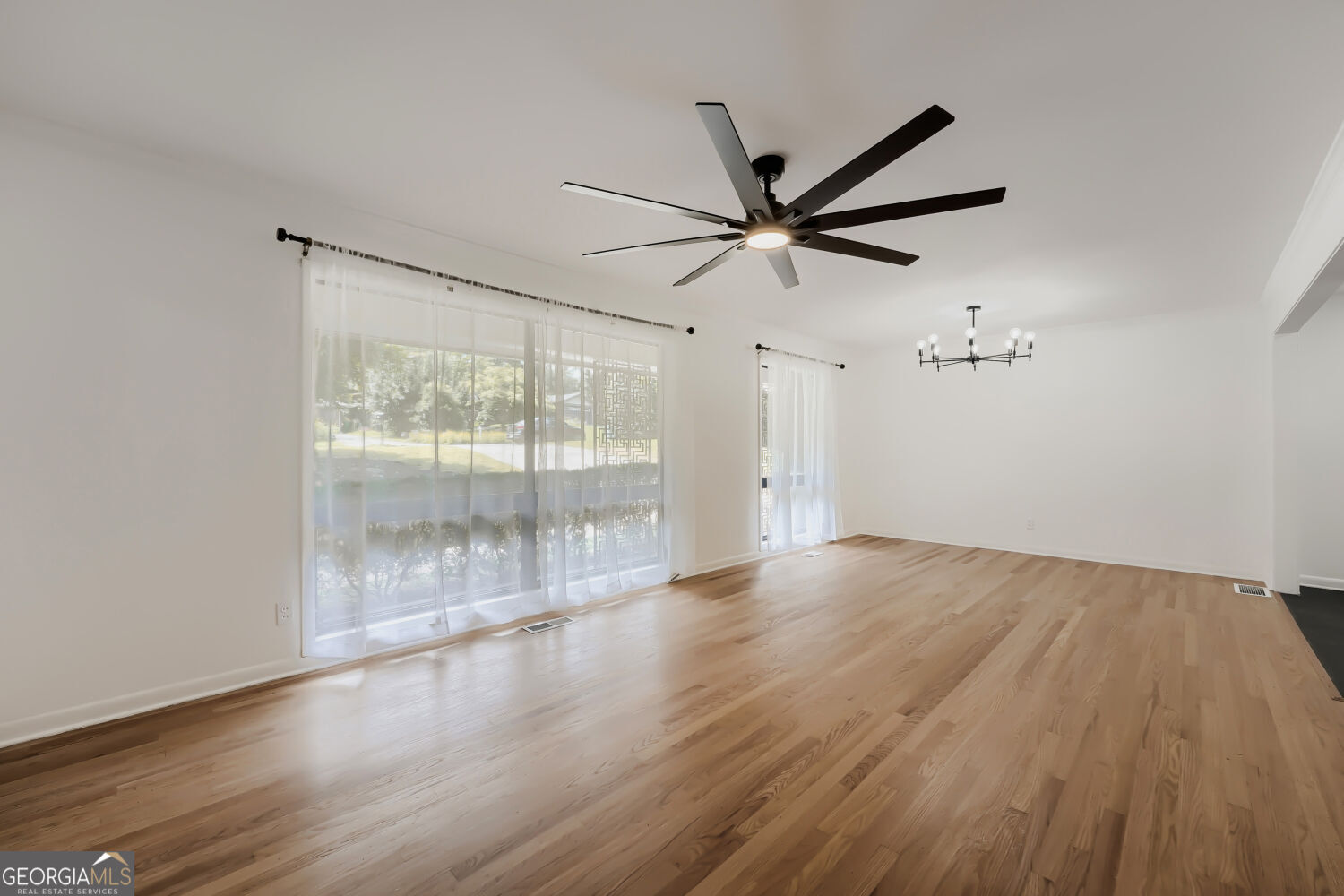 2636 Whiteleigh Court Ne Property Photo 4