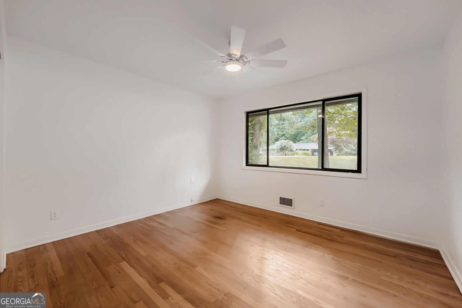 2636 Whiteleigh Court Ne Property Photo 15