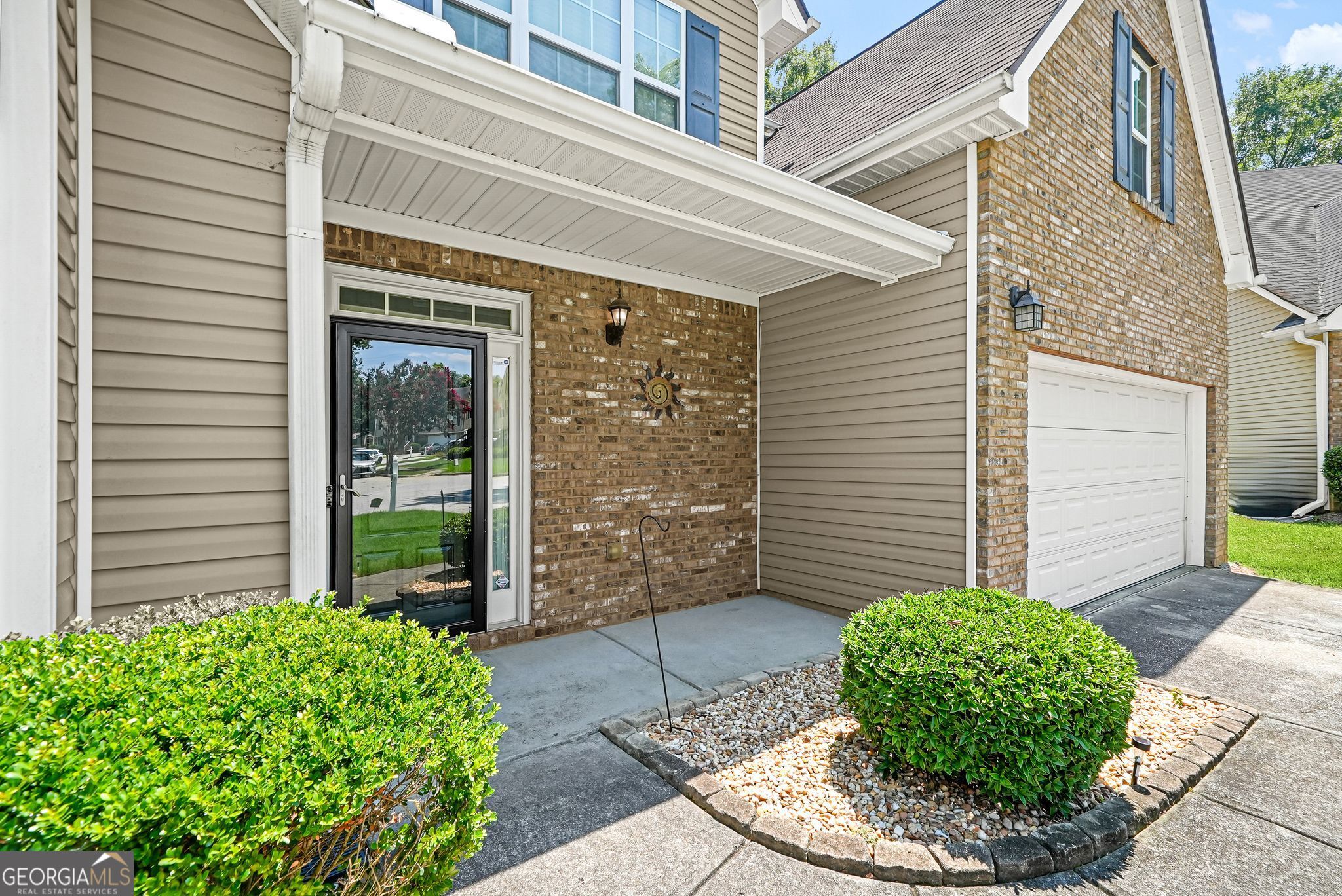 2432 Temple View Drive Property Photo 8