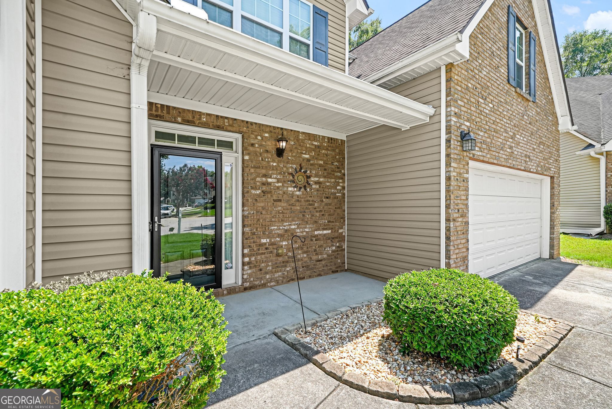 2432 Temple View Drive Property Photo 9