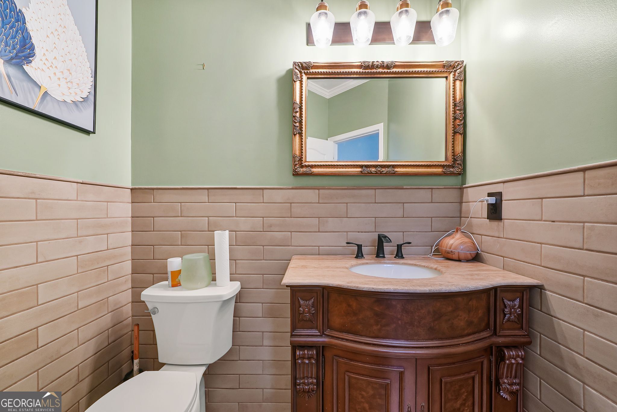 2432 Temple View Drive Property Photo 30